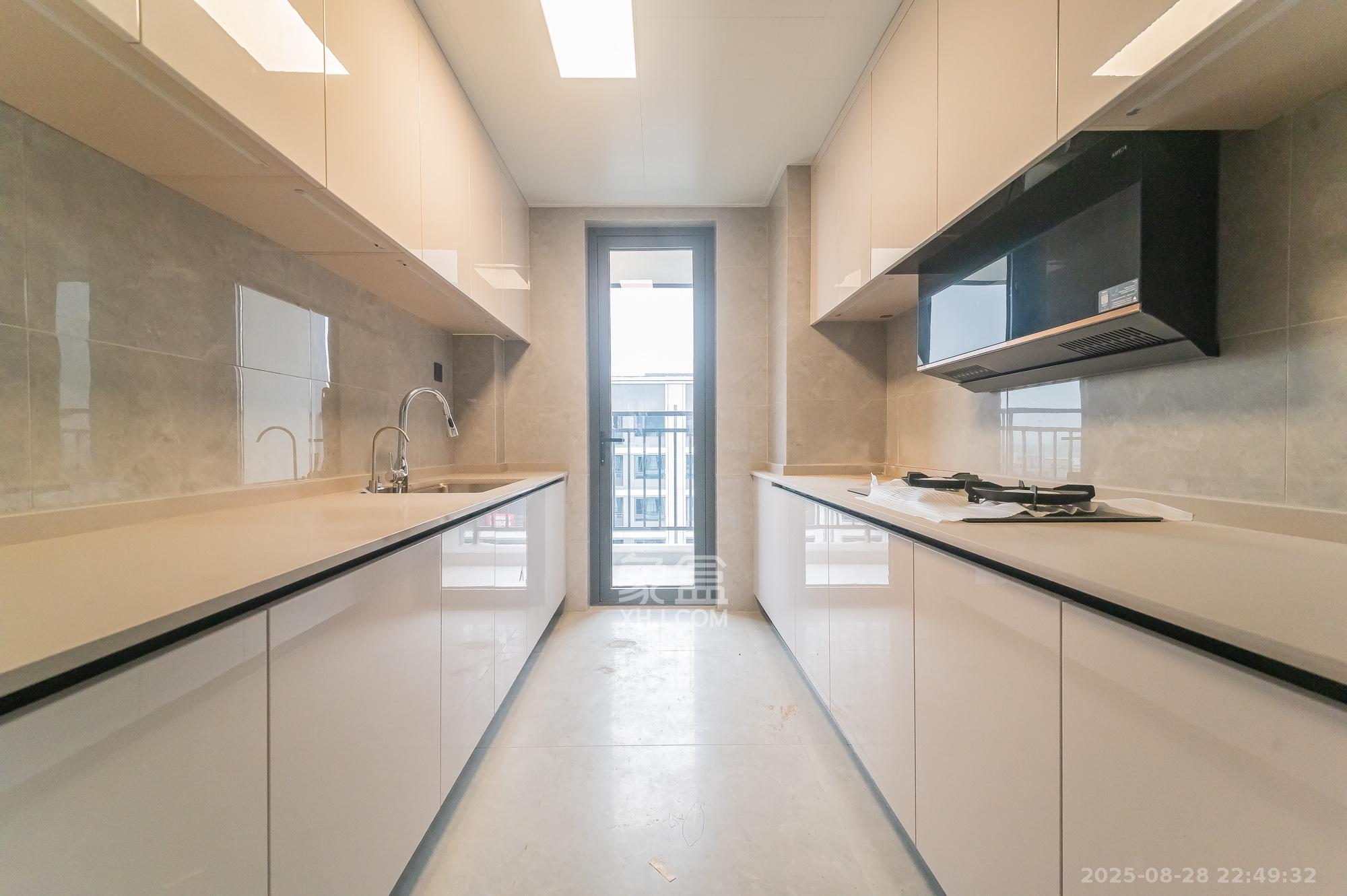 万科松湖天地 4室2厅2卫 198.8万 万科松湖天地 4室2厅2卫 198.8万厨房