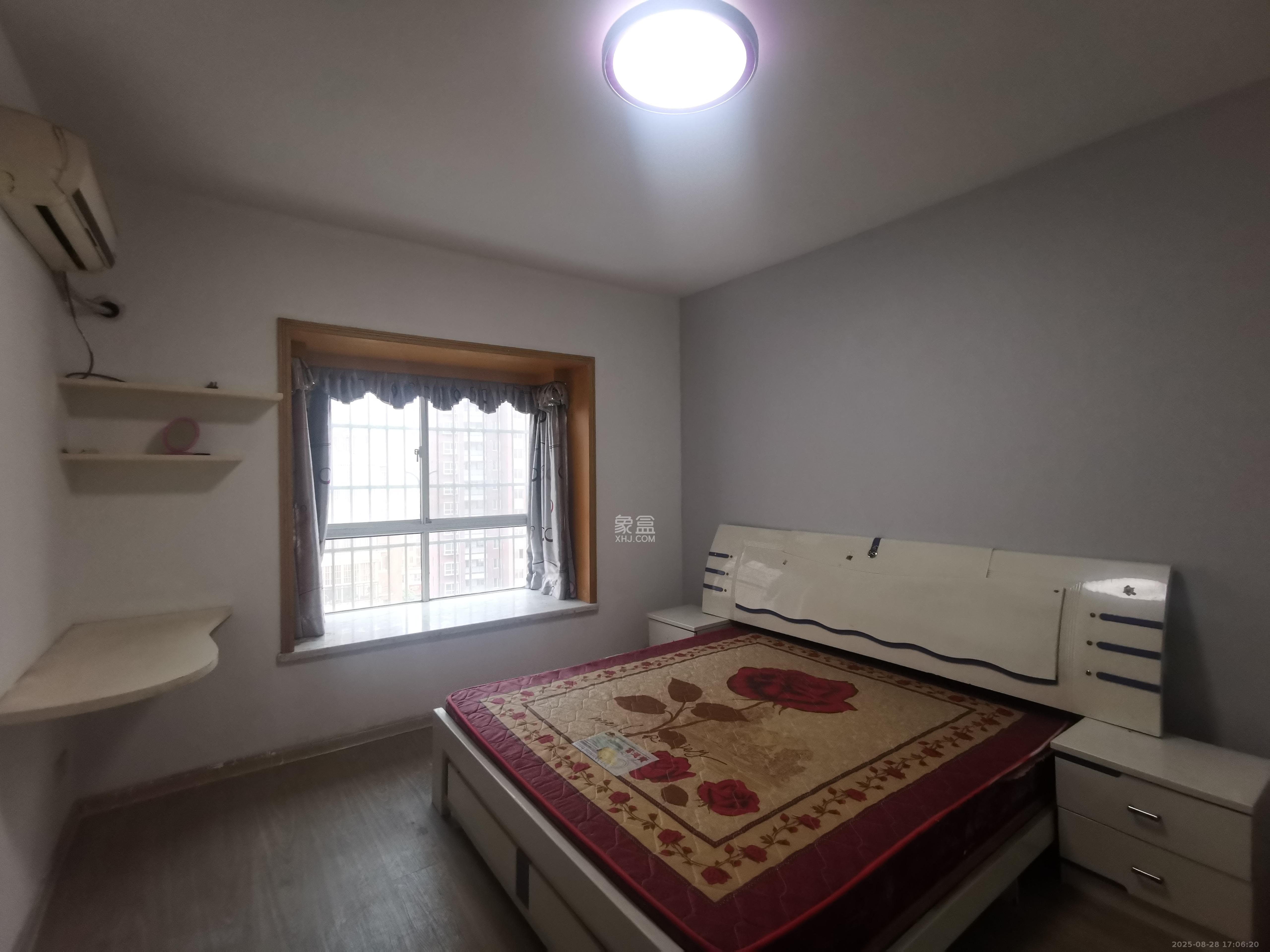 星城雅郡  2室1厅1卫    1500.0元/月 星城雅郡  2室1厅1卫    1500.0元/月室内图