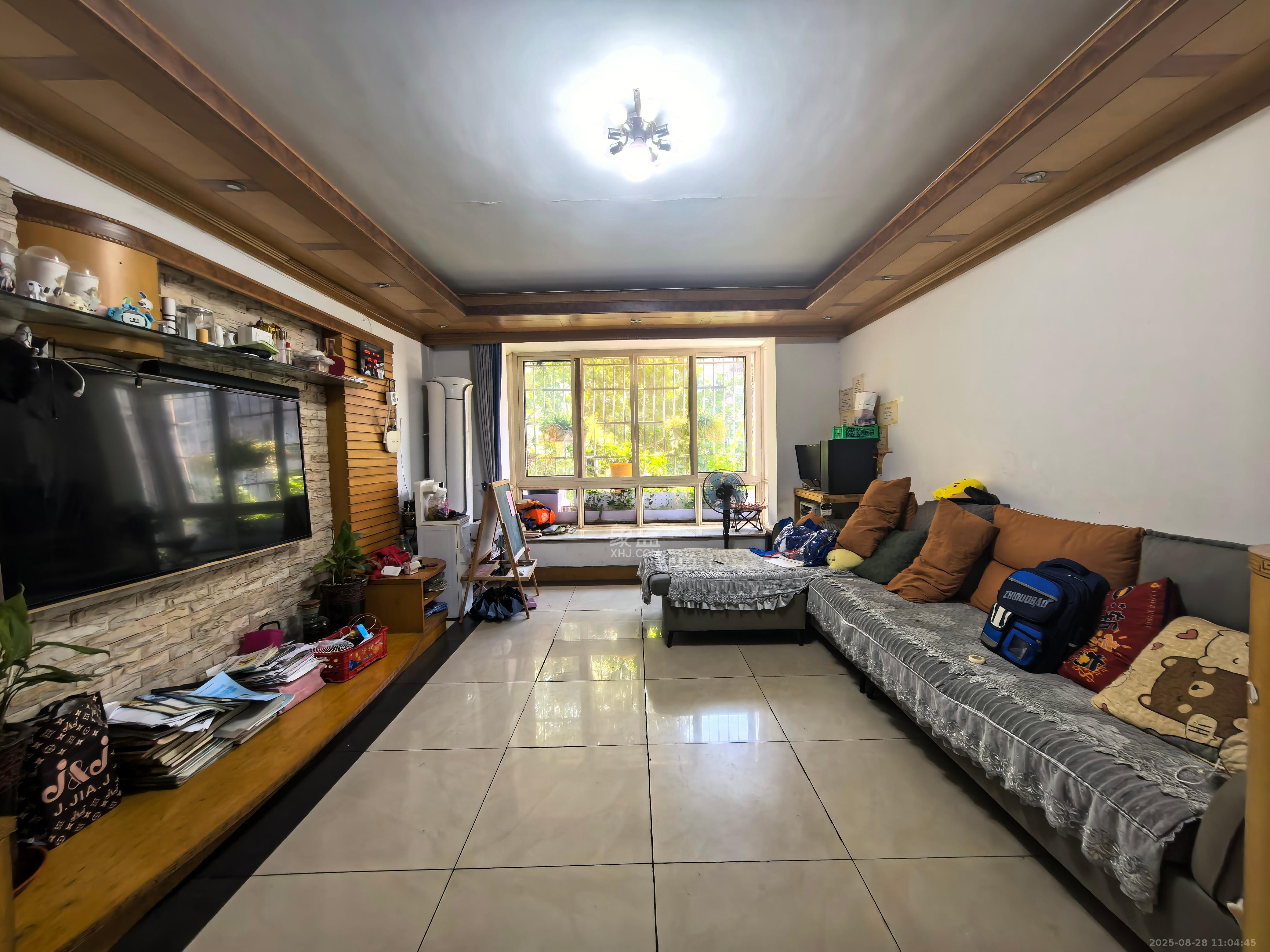 融城花苑  3室2厅2卫    1500.0元/月 融城花苑  3室2厅2卫    1500.0元/月室内图