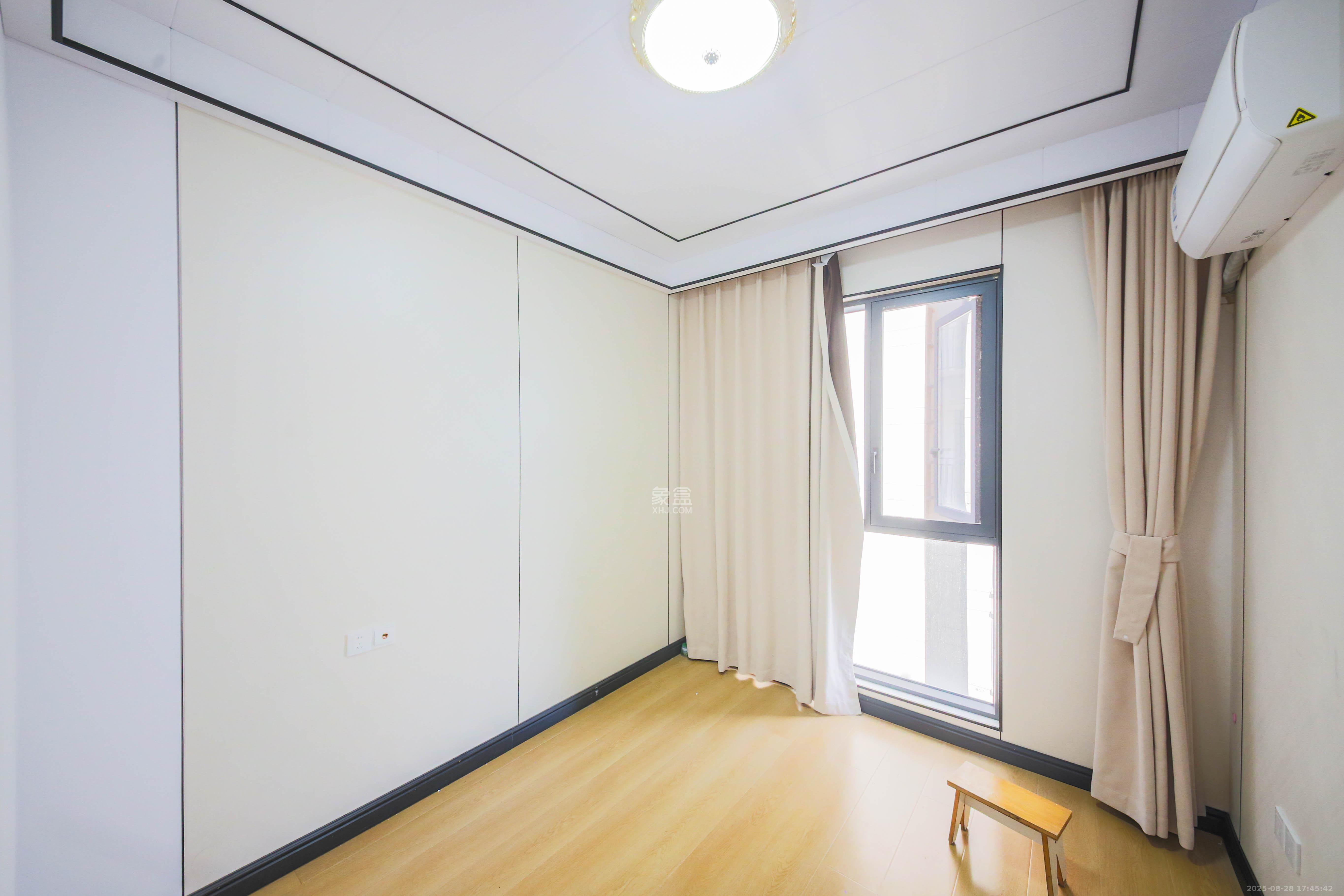 中建钰和城  3室2厅1卫    158.0万 中建钰和城  3室2厅1卫    158.0万卧室