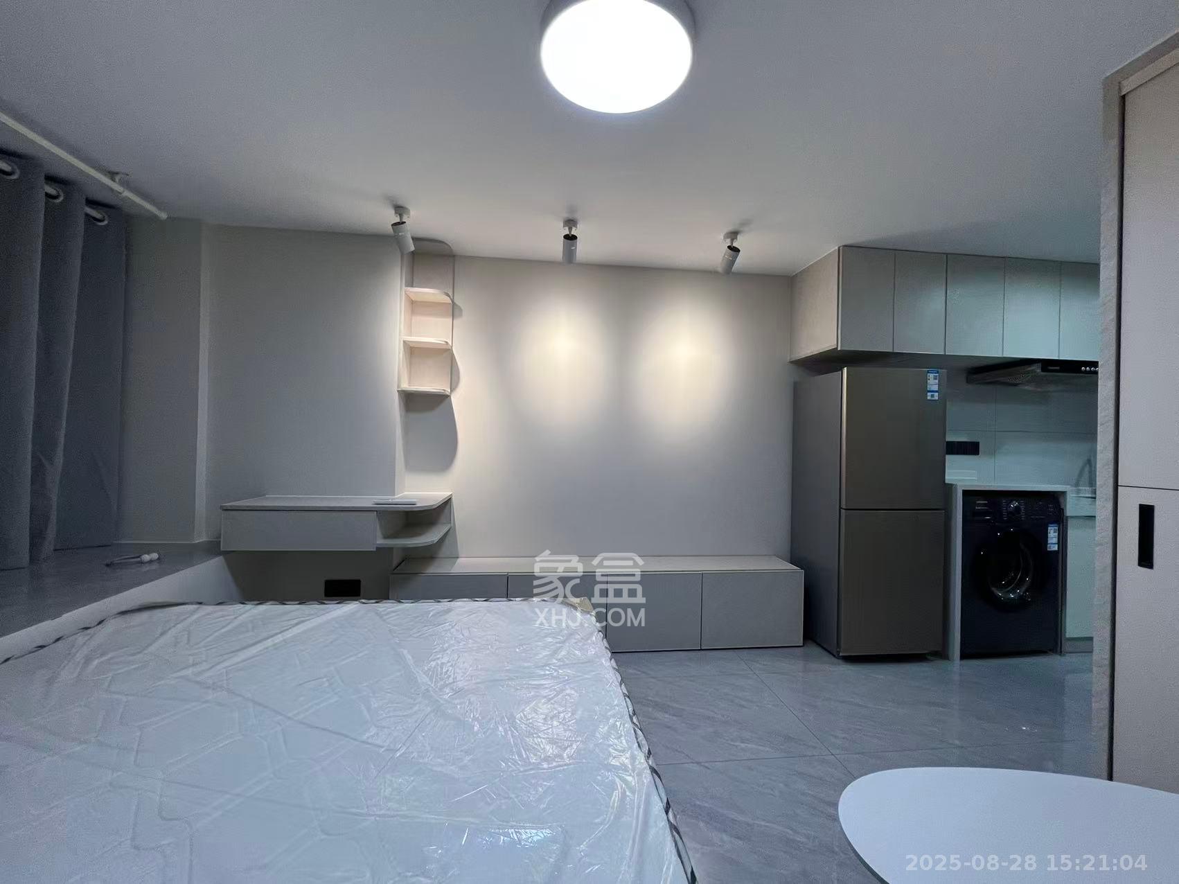 龙湖湘江星座（祺鑫星座公寓）  1室1厅1卫    1400.0元/月室内图