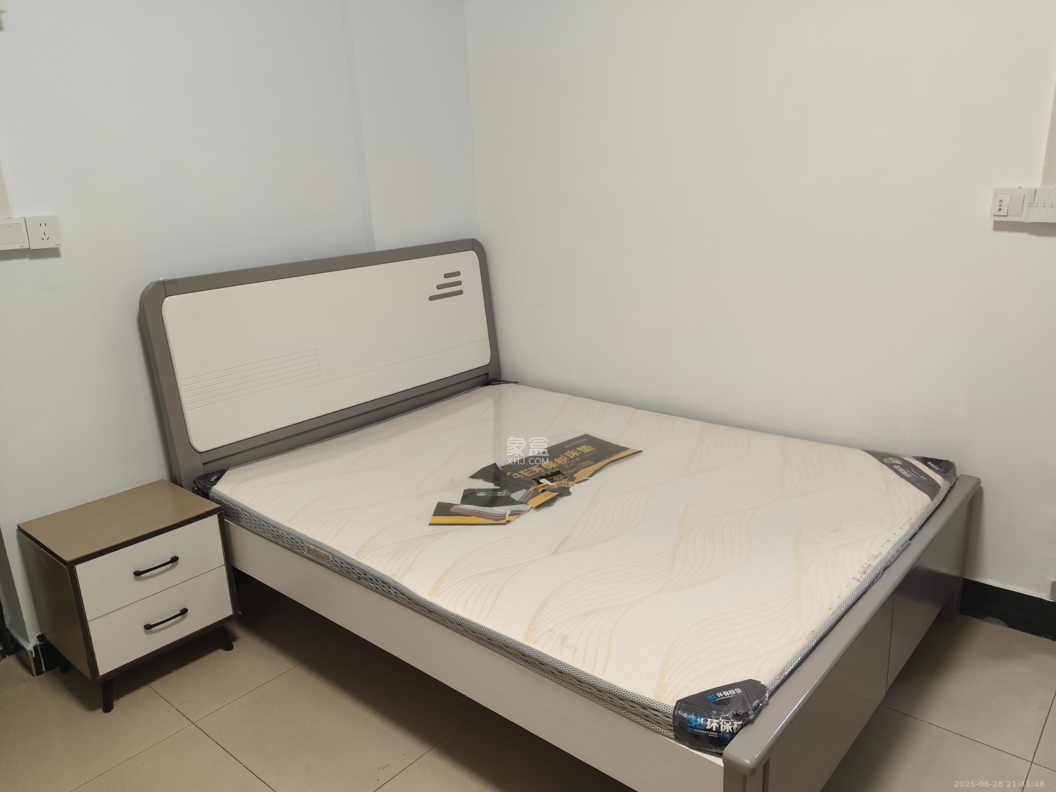 高桥新二号小区 1室0厅1卫 1150.0元/月 高桥新二号小区 1室0厅1卫 1150.0元/月室内图