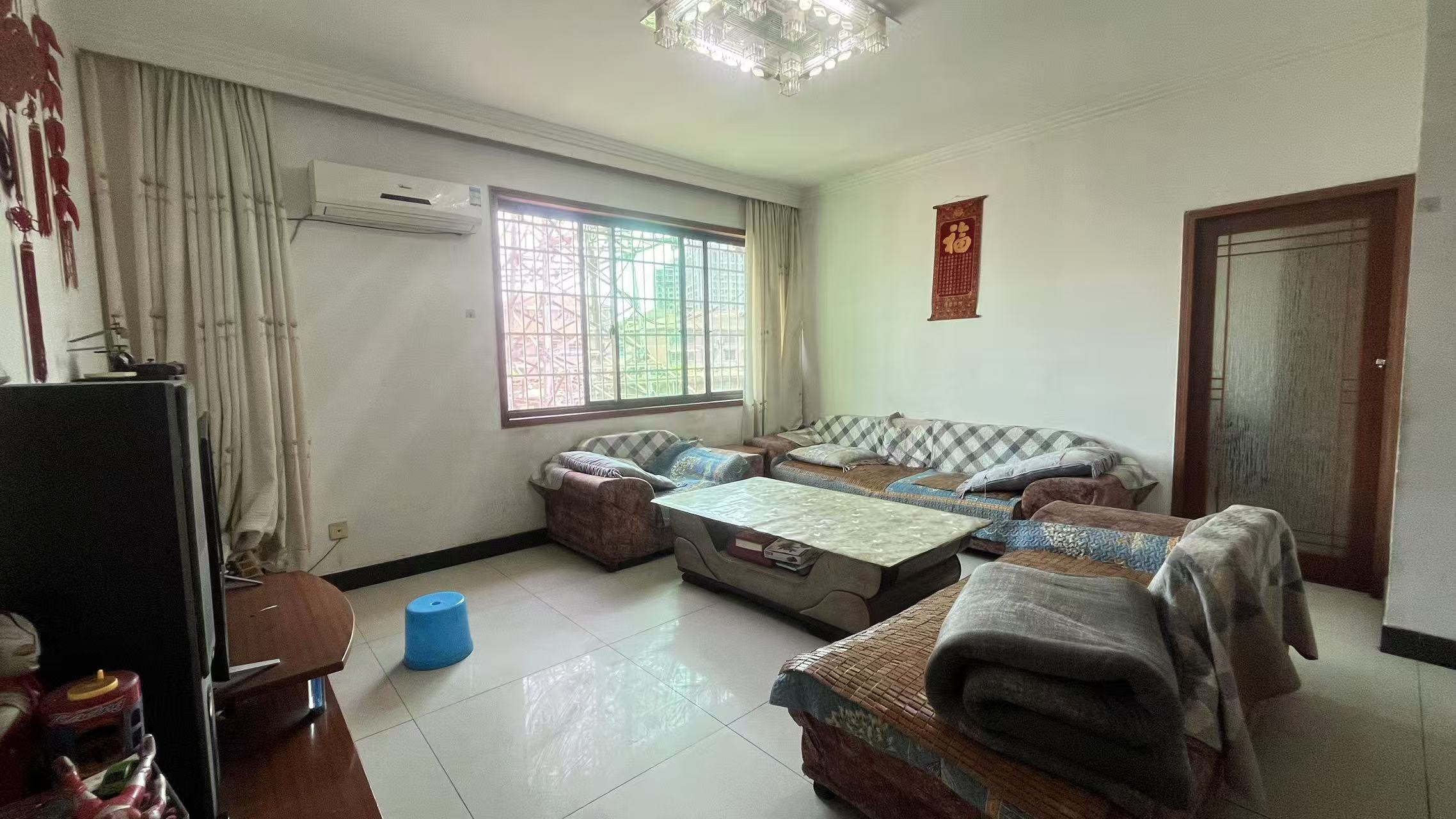 三里桥铁铺岭变电站家属楼 3室2厅1卫 1000.0元/月 三里桥铁铺岭变电站家属楼 3室2厅1卫 1000.0元/月室内图