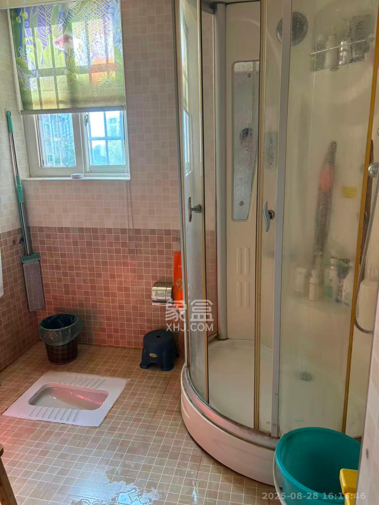 南湖雅苑 2室2厅1卫 1300.0元/月 南湖雅苑 2室2厅1卫 1300.0元/月室内图