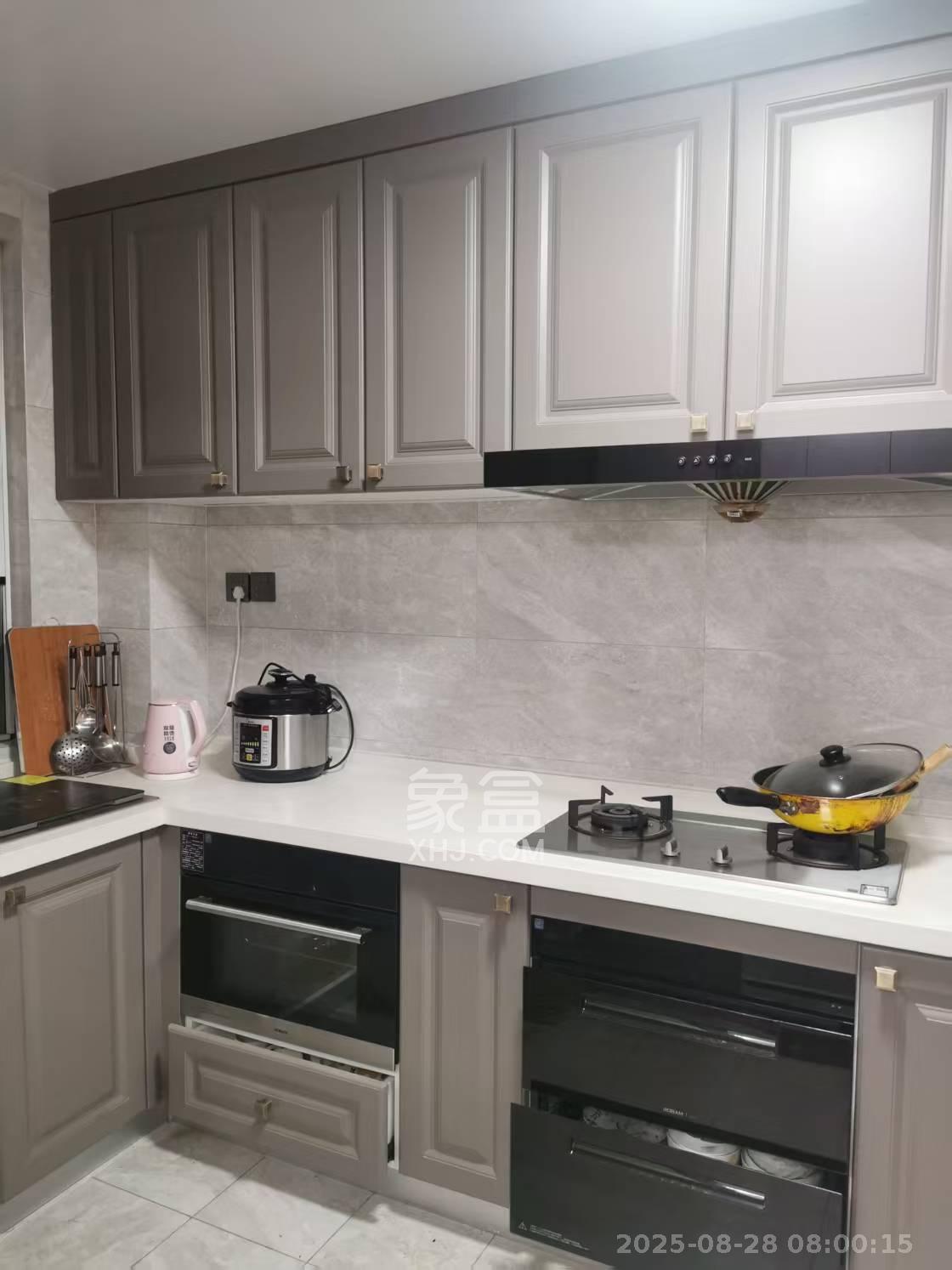 金地中交麓谷香颂(金地中交雅苑) 3室2厅2卫 2900.0元/月 金地中交麓谷香颂(金地中交雅苑) 3室2厅2卫 2900.0元/月室内图