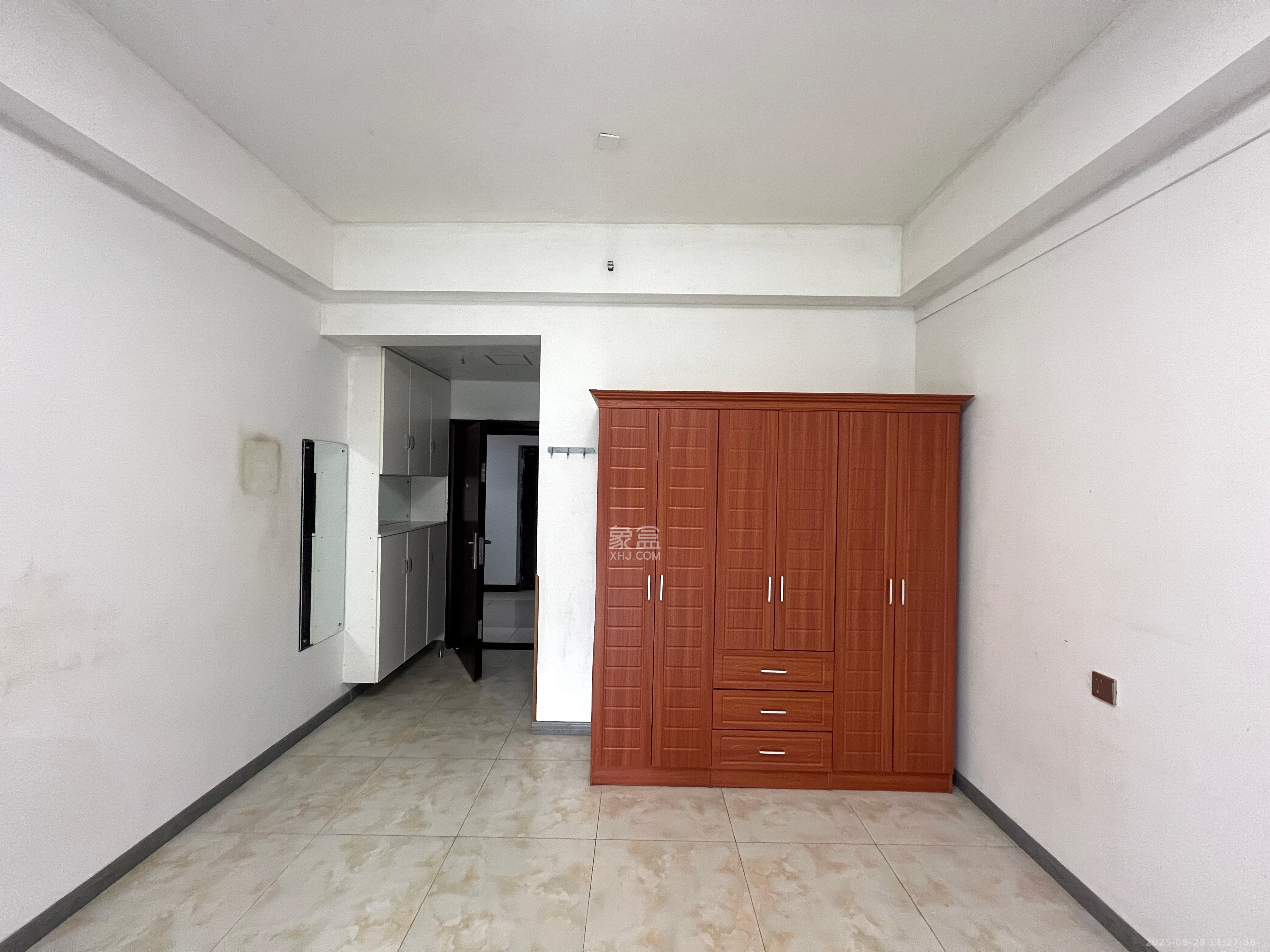 云集国际 1室1厅1卫 1200.0元/月 云集国际 1室1厅1卫 1200.0元/月室内图