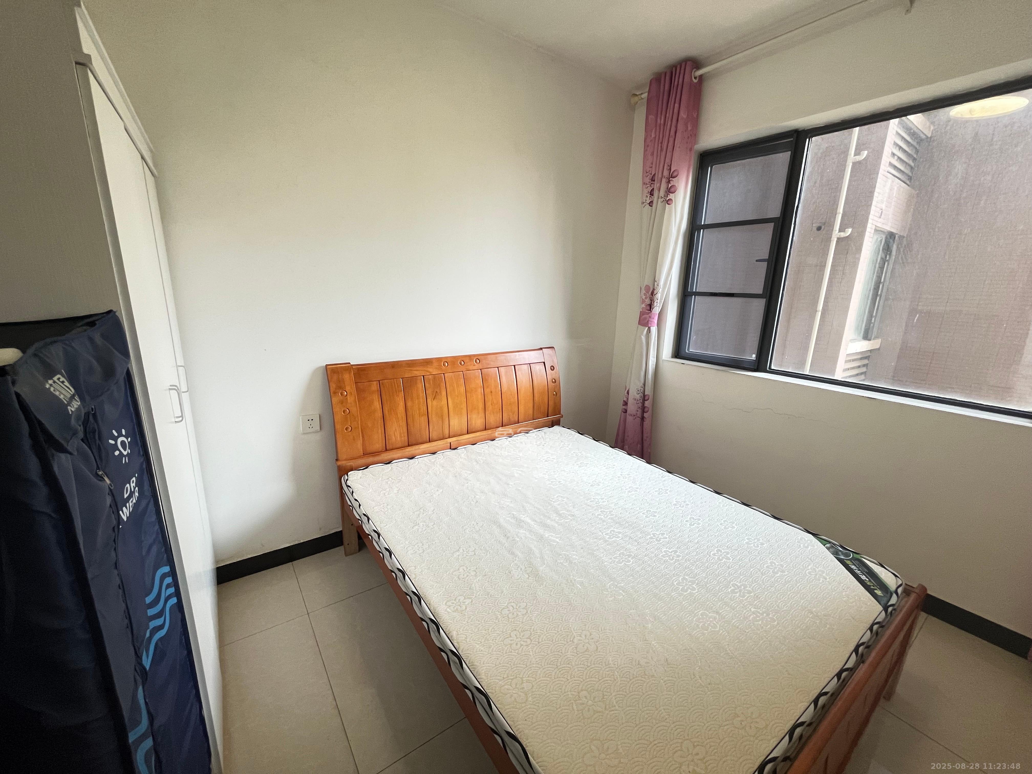 极目楚天  3室2厅2卫    2600.0元/月室内图