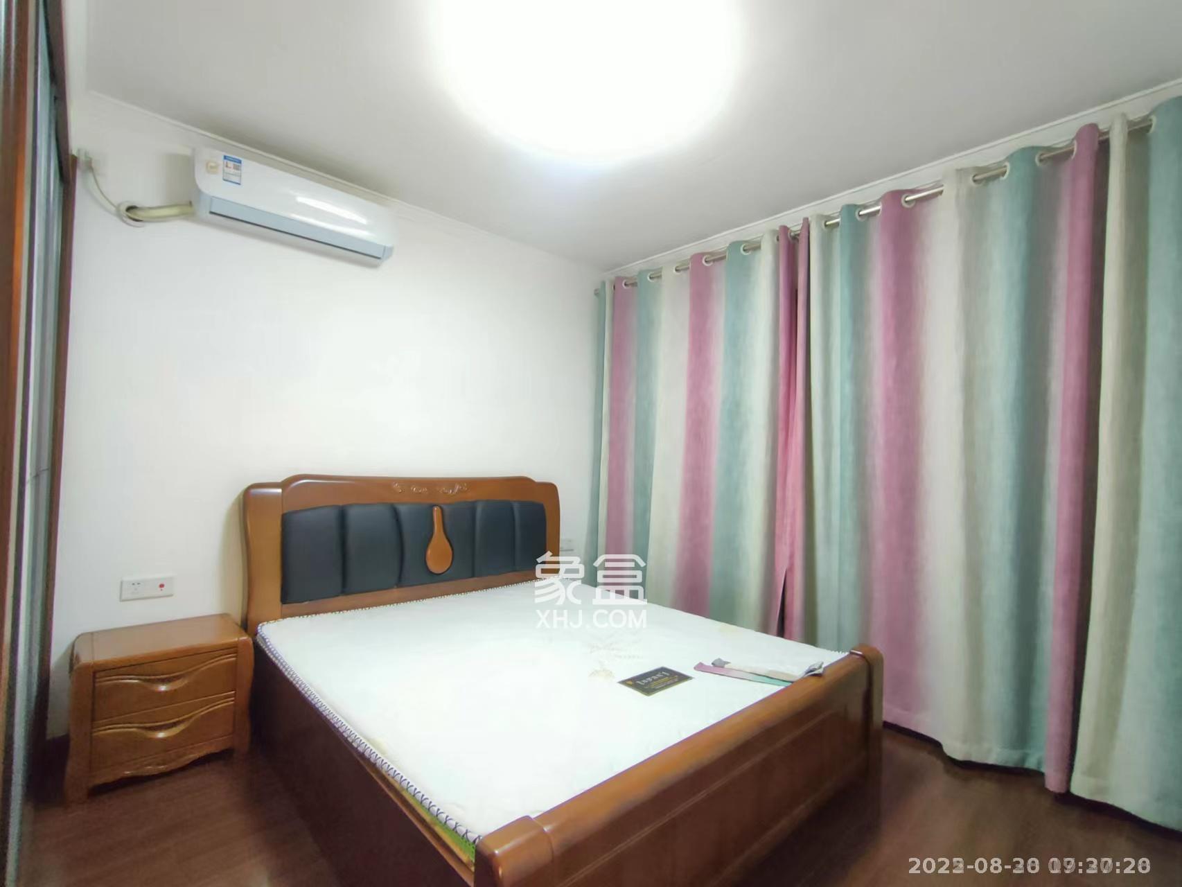 万科里金域滨江  3室2厅1卫    3800.0元/月 万科里金域滨江  3室2厅1卫    3800.0元/月室内图