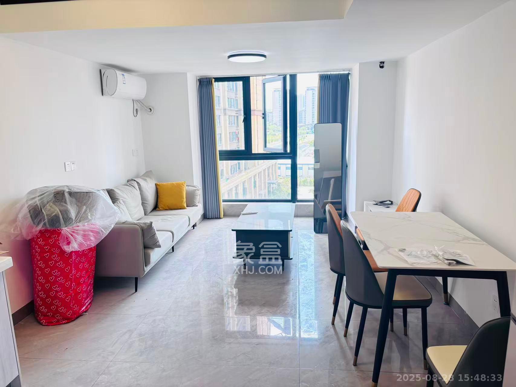 华申阳光城未来悦 2室1厅1卫 1600.0元/月 华申阳光城未来悦 2室1厅1卫 1600.0元/月室内图