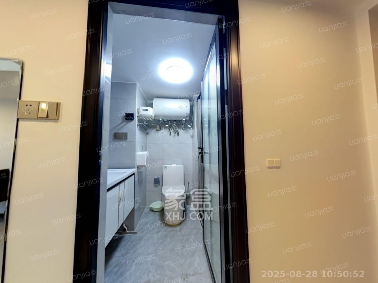龙湖新壹城  1室1厅1卫   2300.00元/月室内图