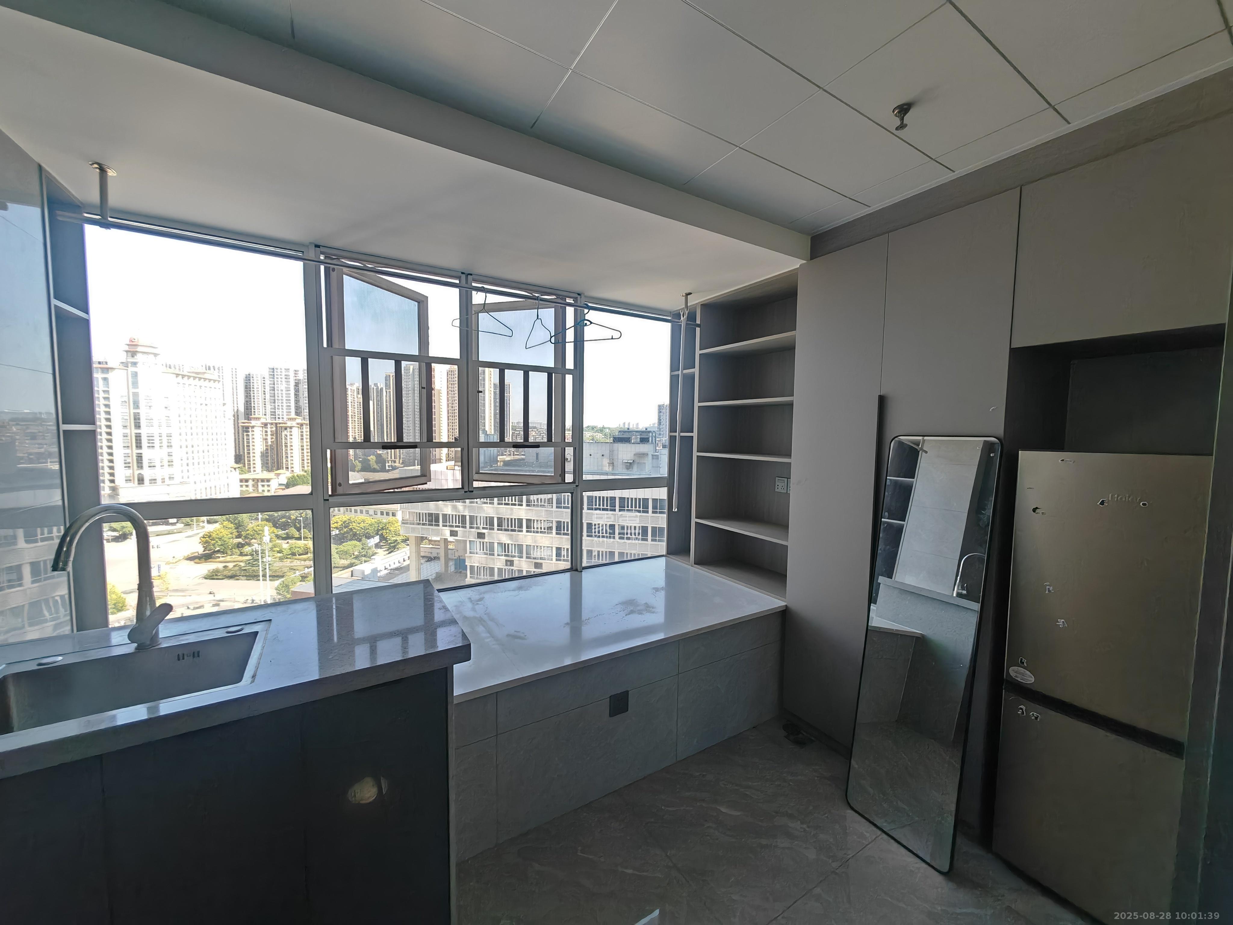 中建嘉和城  1室0厅0卫   1500.00元/月室内图