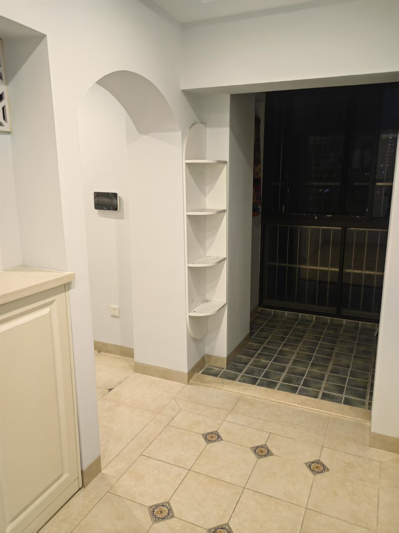 海悦东方  3室1厅1卫    3200.0元/月 海悦东方  3室1厅1卫    3200.0元/月室内图