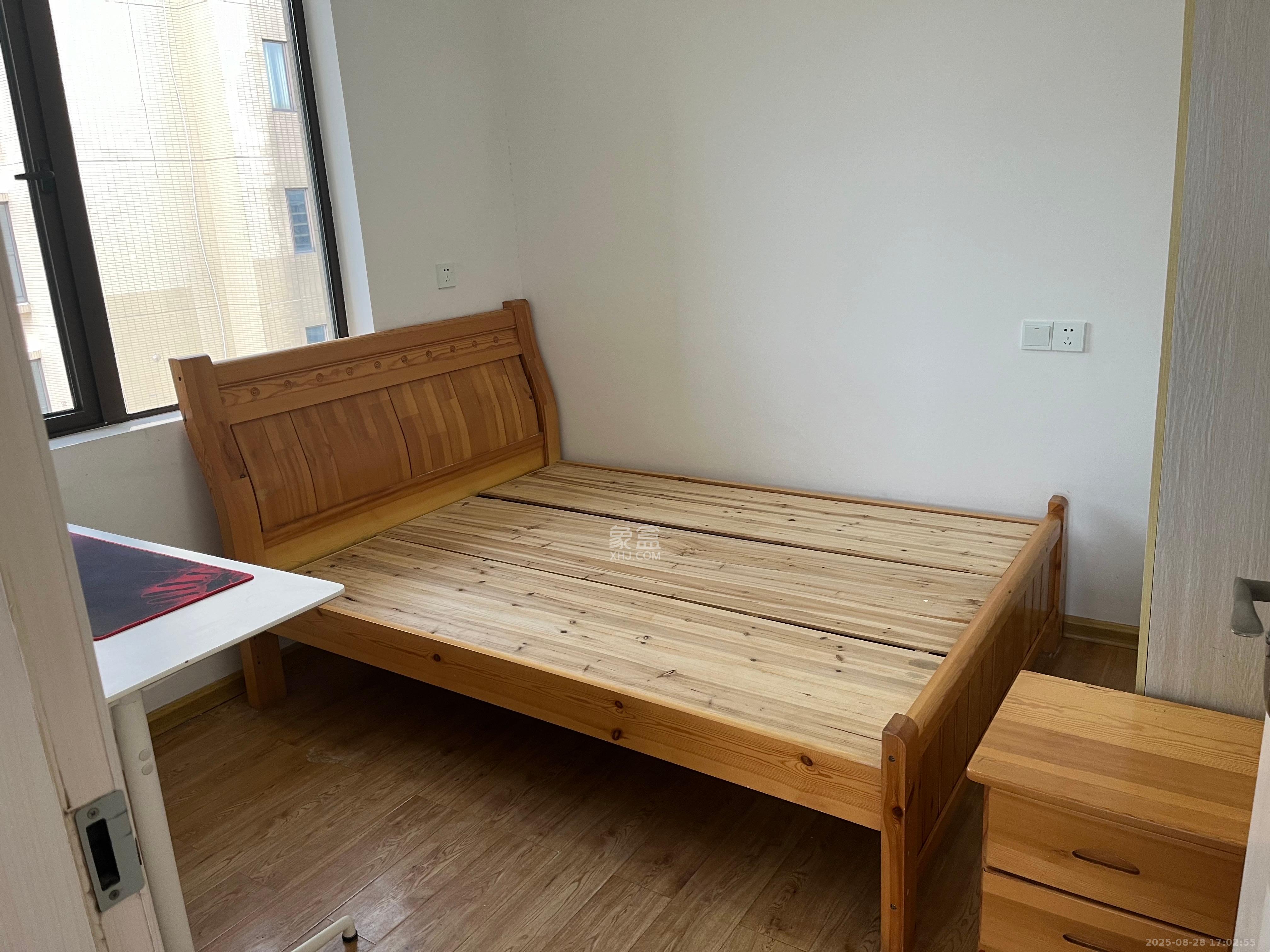 大鸿杰座 3室2厅1卫 2800.0元/月 大鸿杰座 3室2厅1卫 2800.0元/月室内图