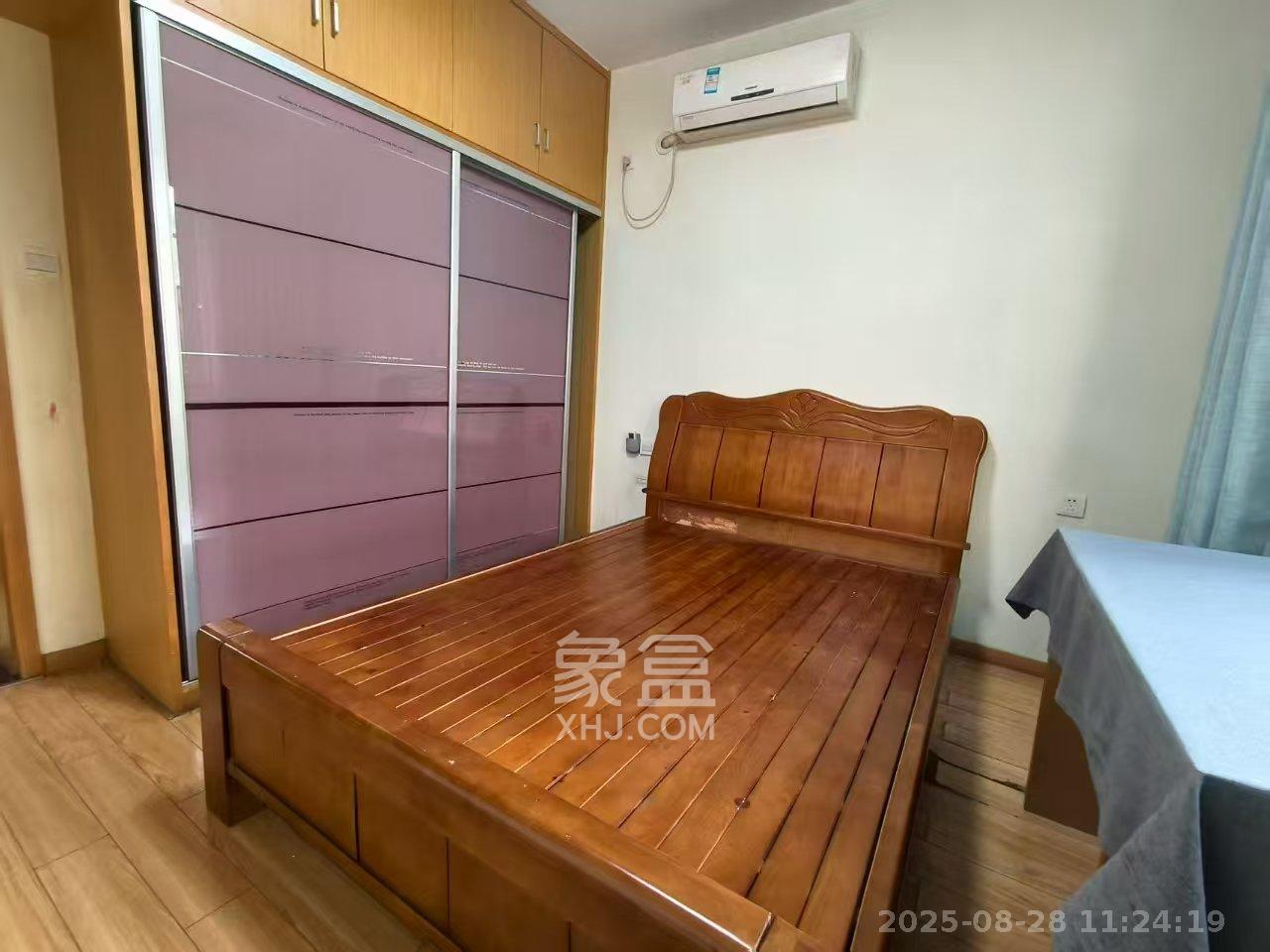 枫雅名苑  3室2厅2卫   2400.00元/月室内图