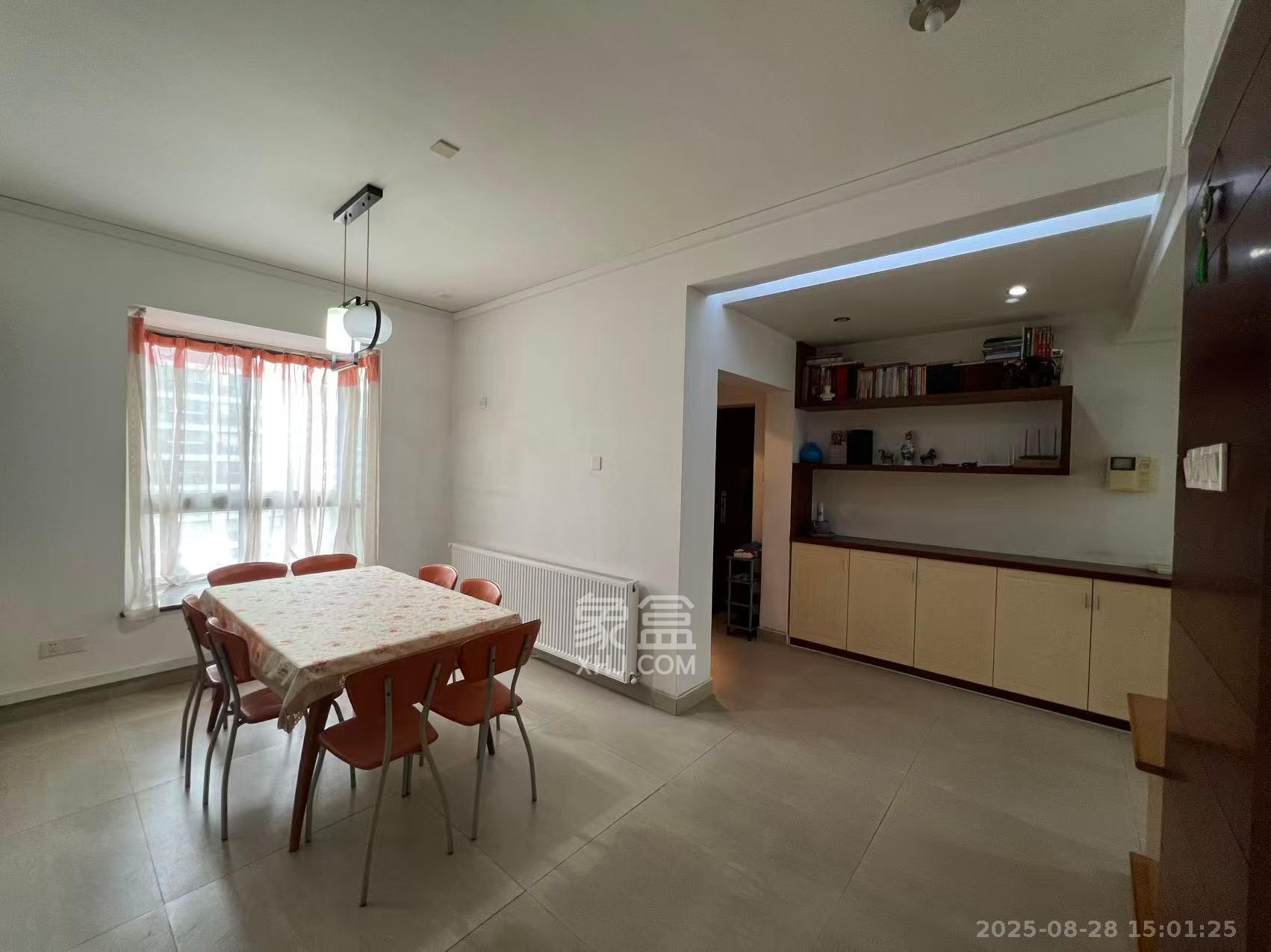 天城泰祥苑  3室2厅2卫    3000.0元/月 天城泰祥苑  3室2厅2卫    3000.0元/月室内图