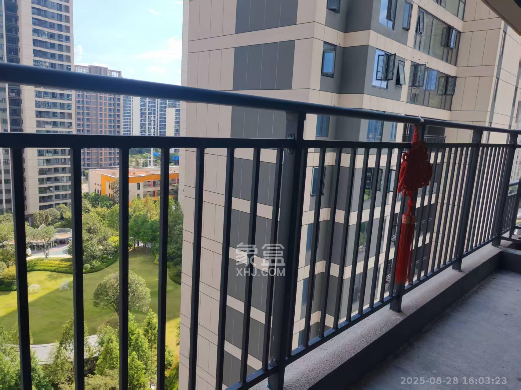 城发恒伟洋湖映2009  4室2厅2卫    2000.0元/月 城发恒伟洋湖映2009  4室2厅2卫    2000.0元/月室内图