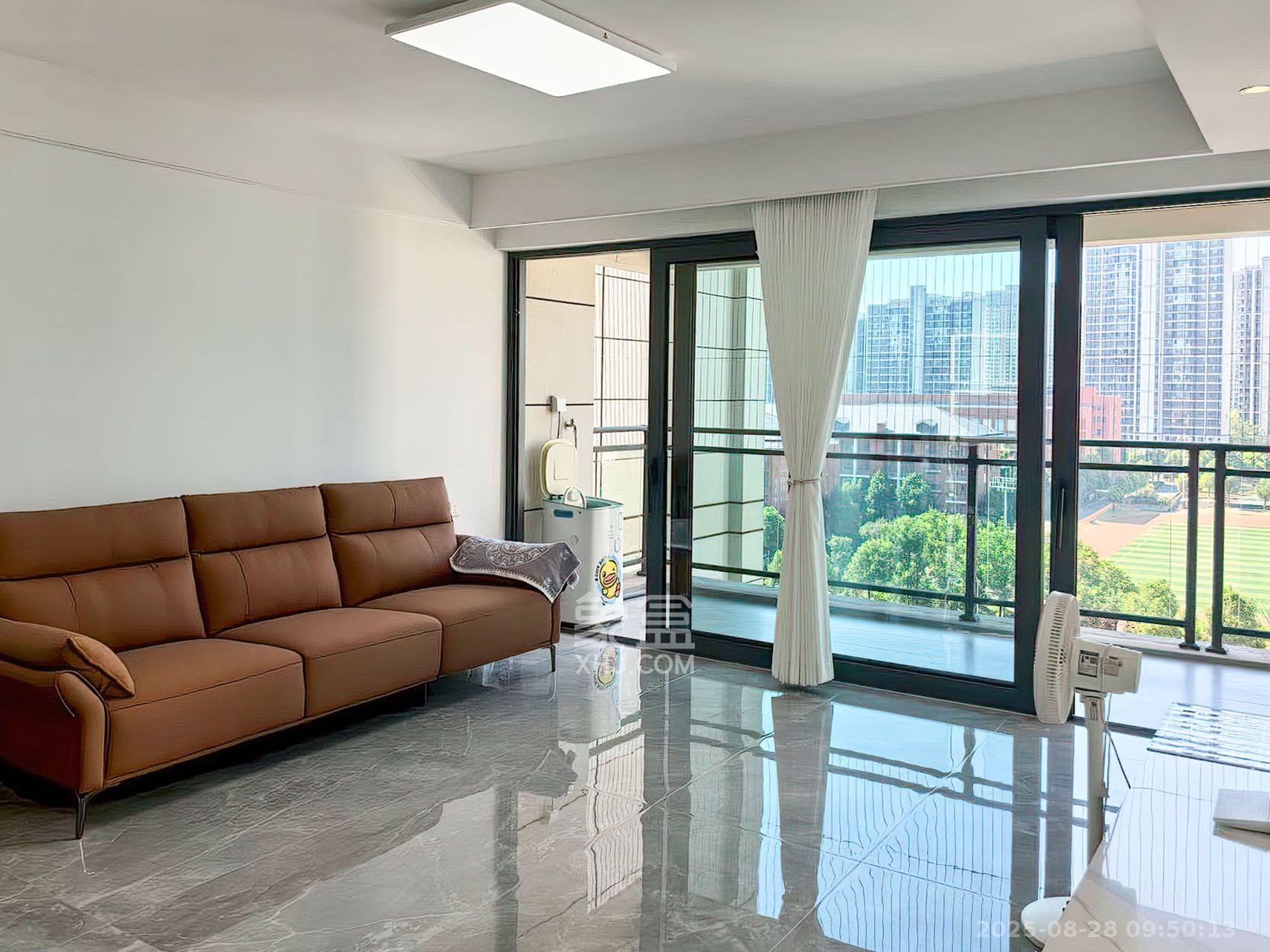 保利天汇  4室2厅2卫    4500.0元/月 保利天汇  4室2厅2卫    4500.0元/月室内图