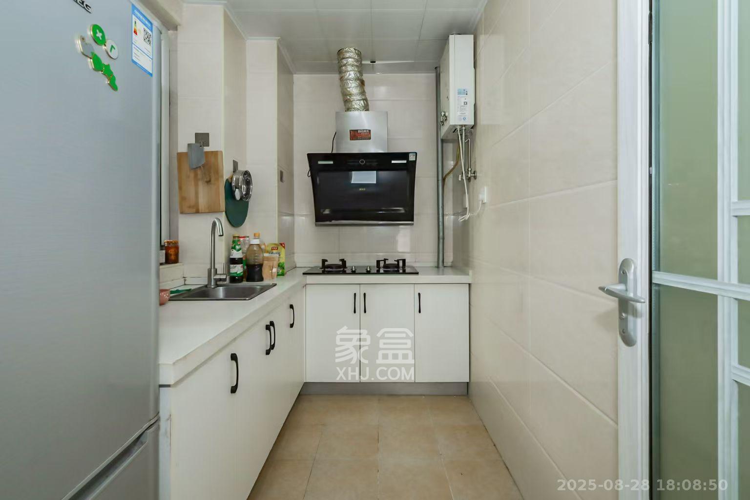 金科世界城  3室2厅1卫    2000.0元/月 金科世界城  3室2厅1卫    2000.0元/月室内图