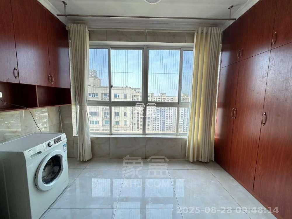 康馨佳园 3室2厅1卫 1600.0元/月 康馨佳园 3室2厅1卫 1600.0元/月室内图