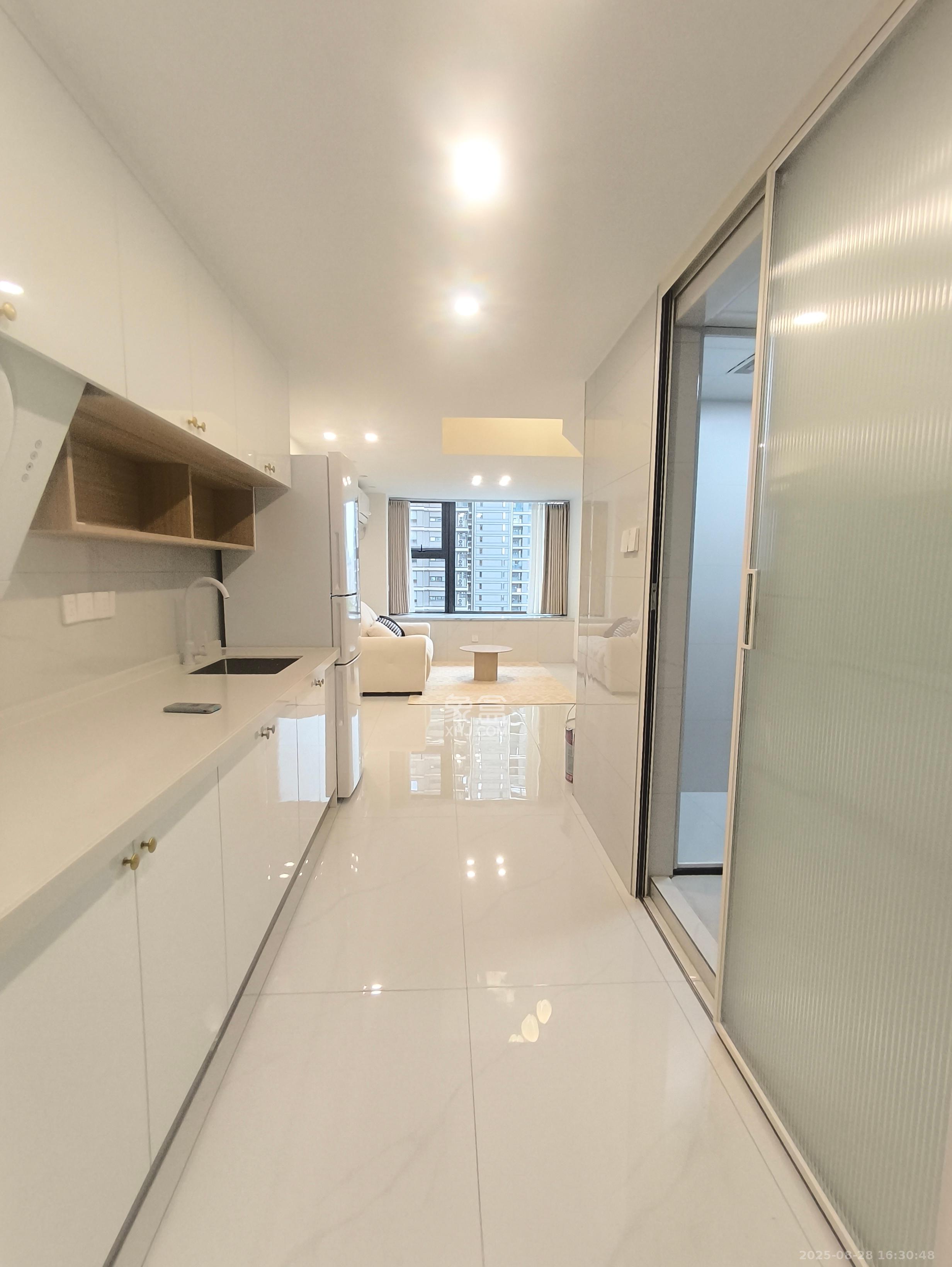 建发养云  2室1厅1卫    3200.0元/月 建发养云  2室1厅1卫    3200.0元/月室内图