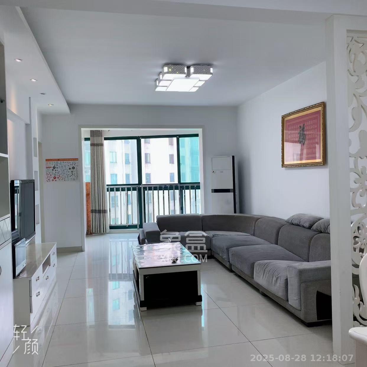 湖韵佳苑 2室2厅1卫 2600.0元/月 湖韵佳苑 2室2厅1卫 2600.0元/月室内图