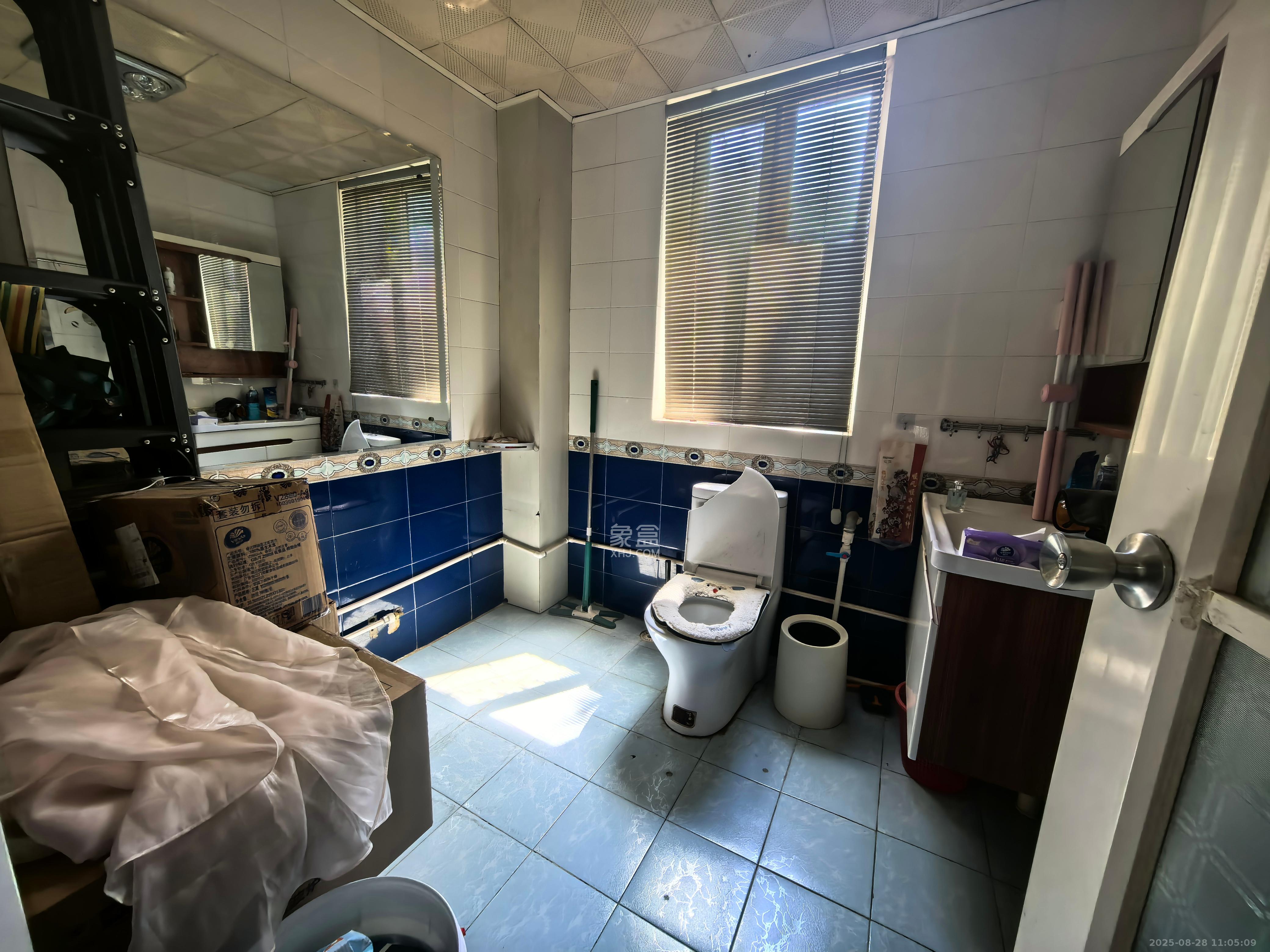 融城花苑  3室2厅2卫    1500.0元/月 融城花苑  3室2厅2卫    1500.0元/月室内图