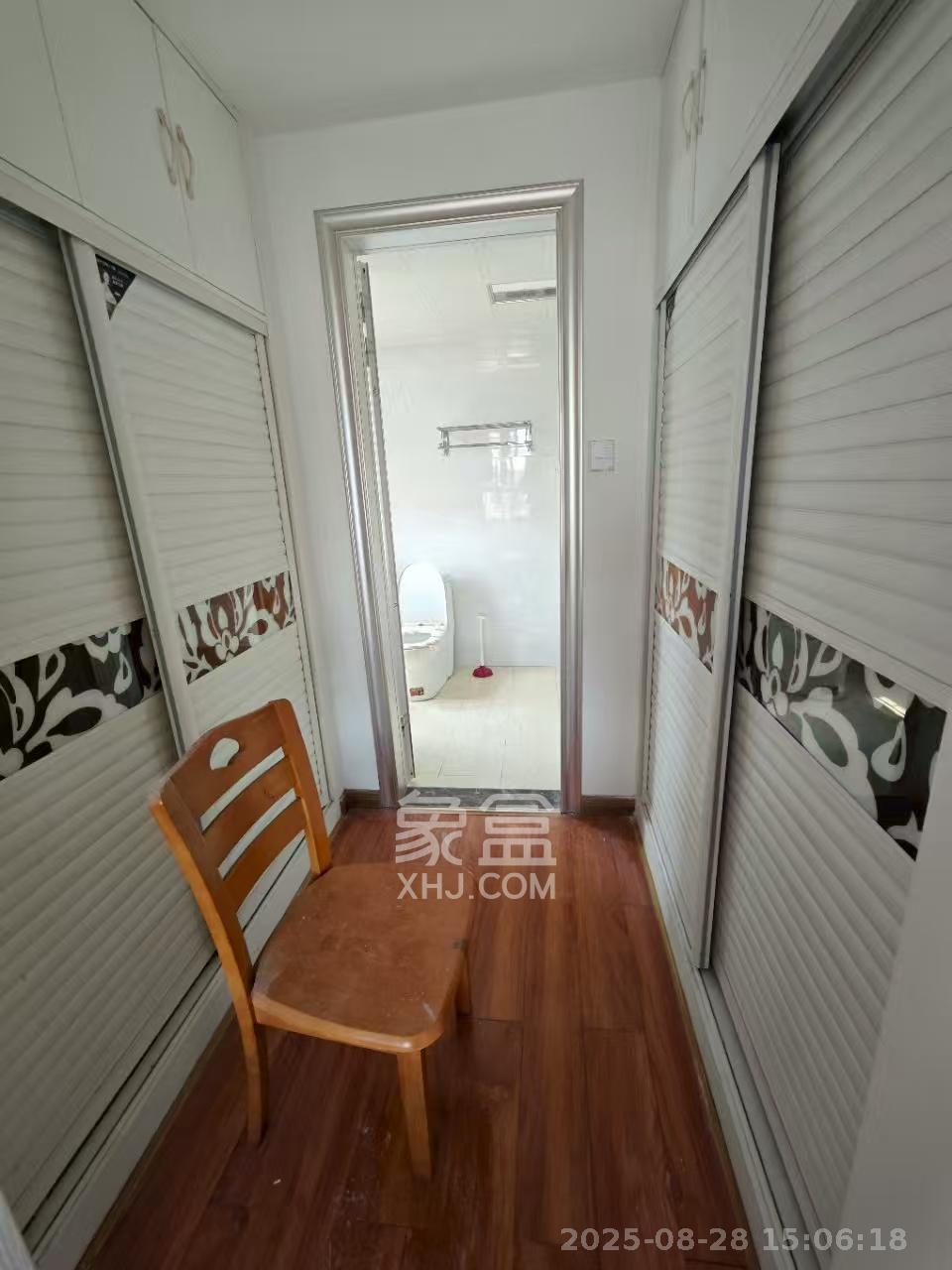 佳兆业水岸新都  4室2厅2卫    1800.0元/月室内图