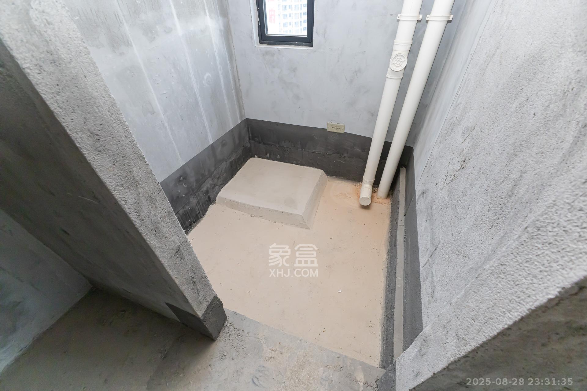 越秀湘江星汇城二期 4室2厅3卫 132.0万 越秀湘江星汇城二期 4室2厅3卫 132.0万卫生间