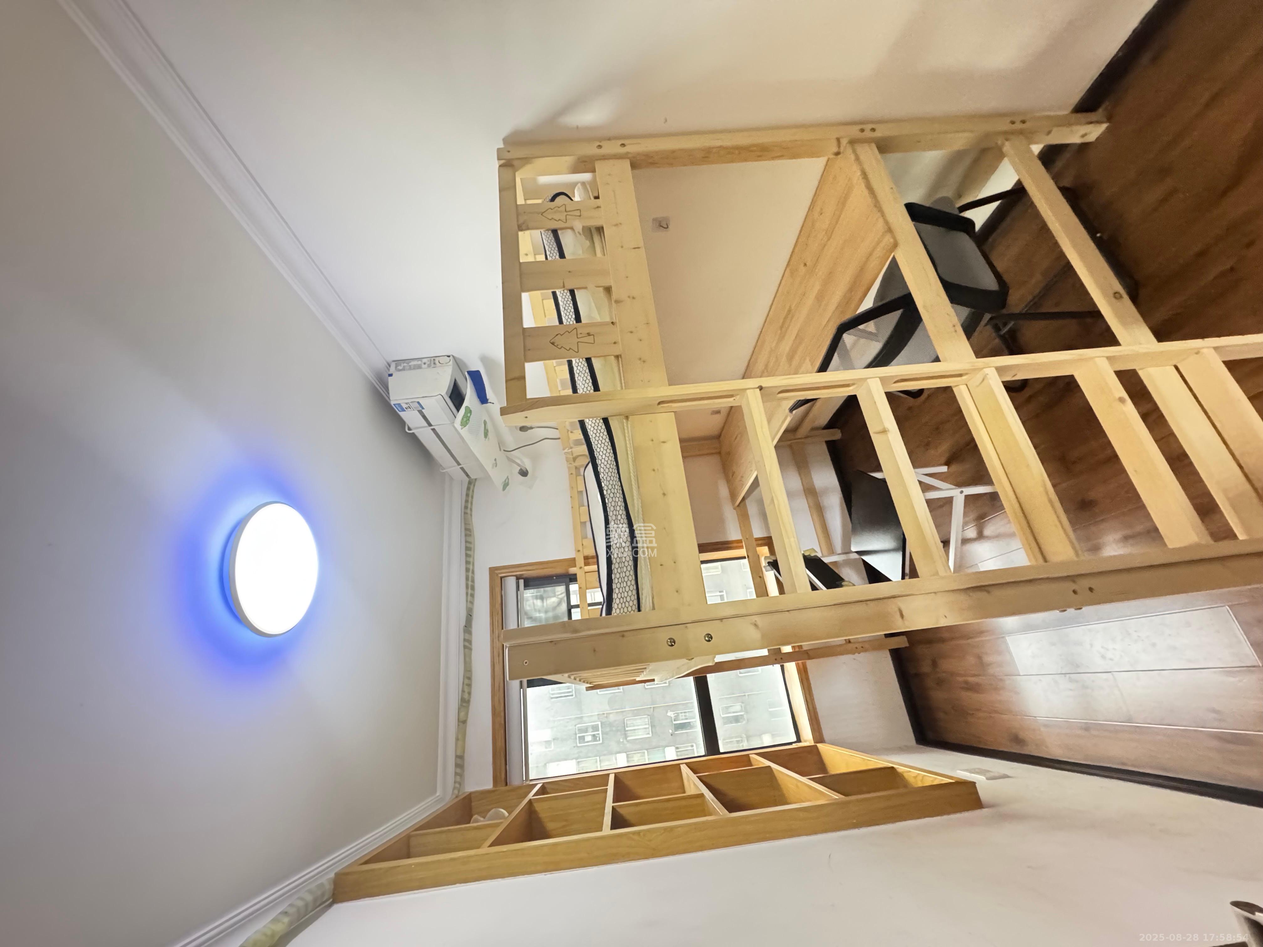 天鸿天府(天鸿中央大院) 2室1厅1卫 1600.0元/月 天鸿天府(天鸿中央大院) 2室1厅1卫 1600.0元/月室内图