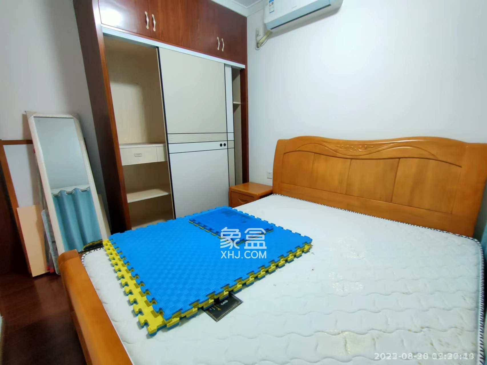 万科里金域滨江  3室2厅1卫    3800.0元/月 万科里金域滨江  3室2厅1卫    3800.0元/月室内图