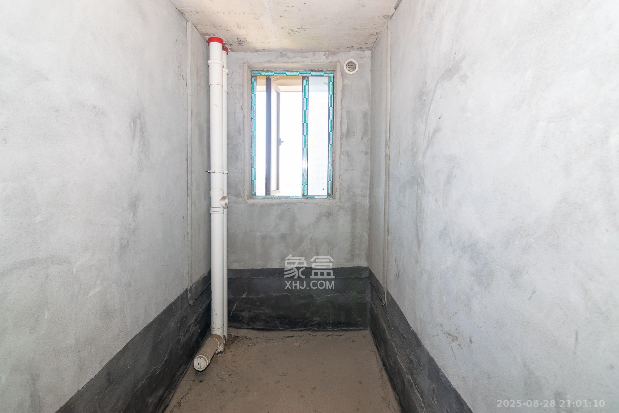 润和山水郡 4室2厅2卫 78.2万 润和山水郡 4室2厅2卫 78.2万卫生间