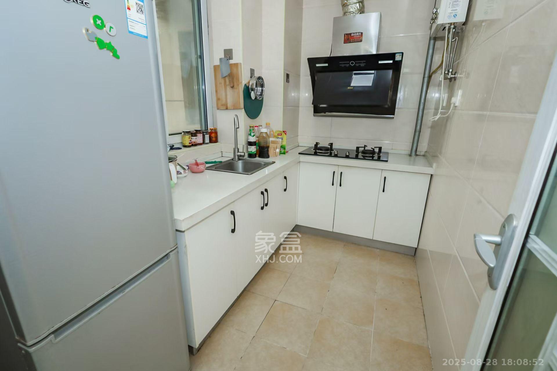 金科世界城  3室2厅1卫    2000.0元/月 金科世界城  3室2厅1卫    2000.0元/月室内图