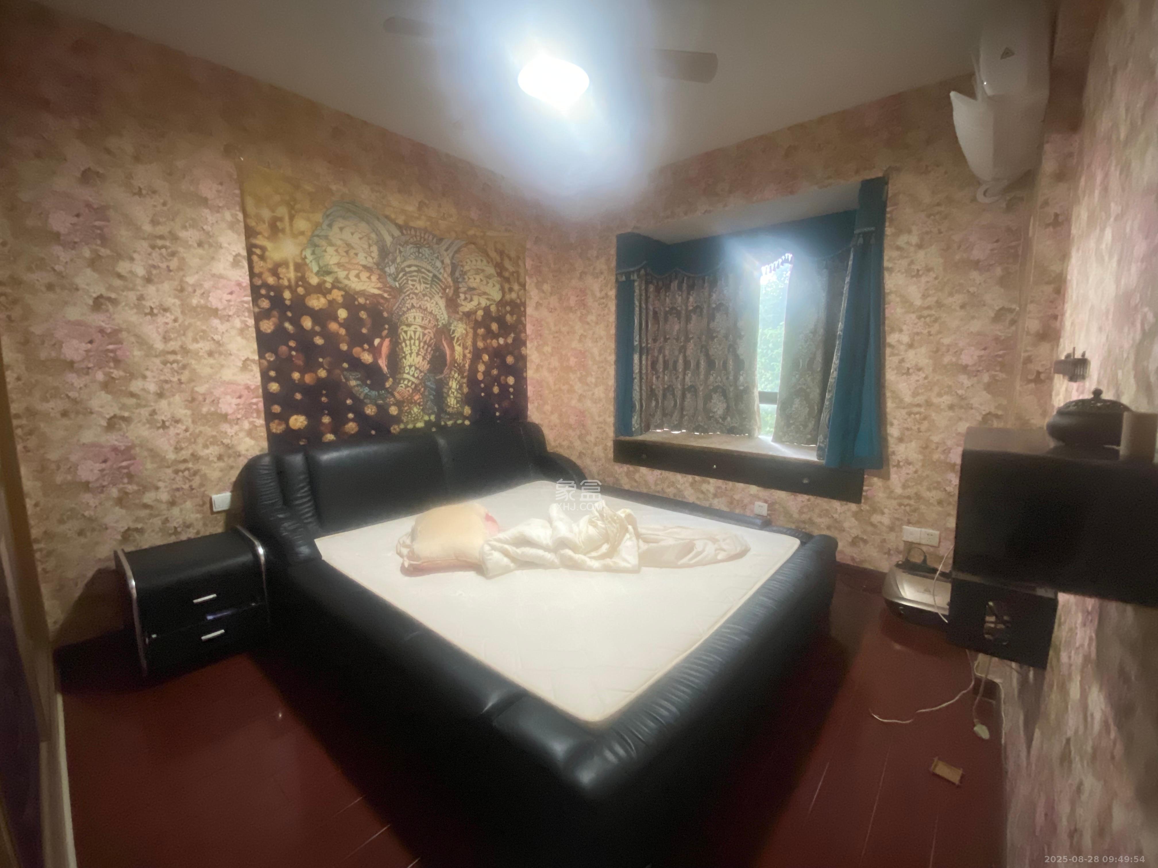 海林馨香雅苑 2室2厅1卫 2400.0元/月 海林馨香雅苑 2室2厅1卫 2400.0元/月室内图