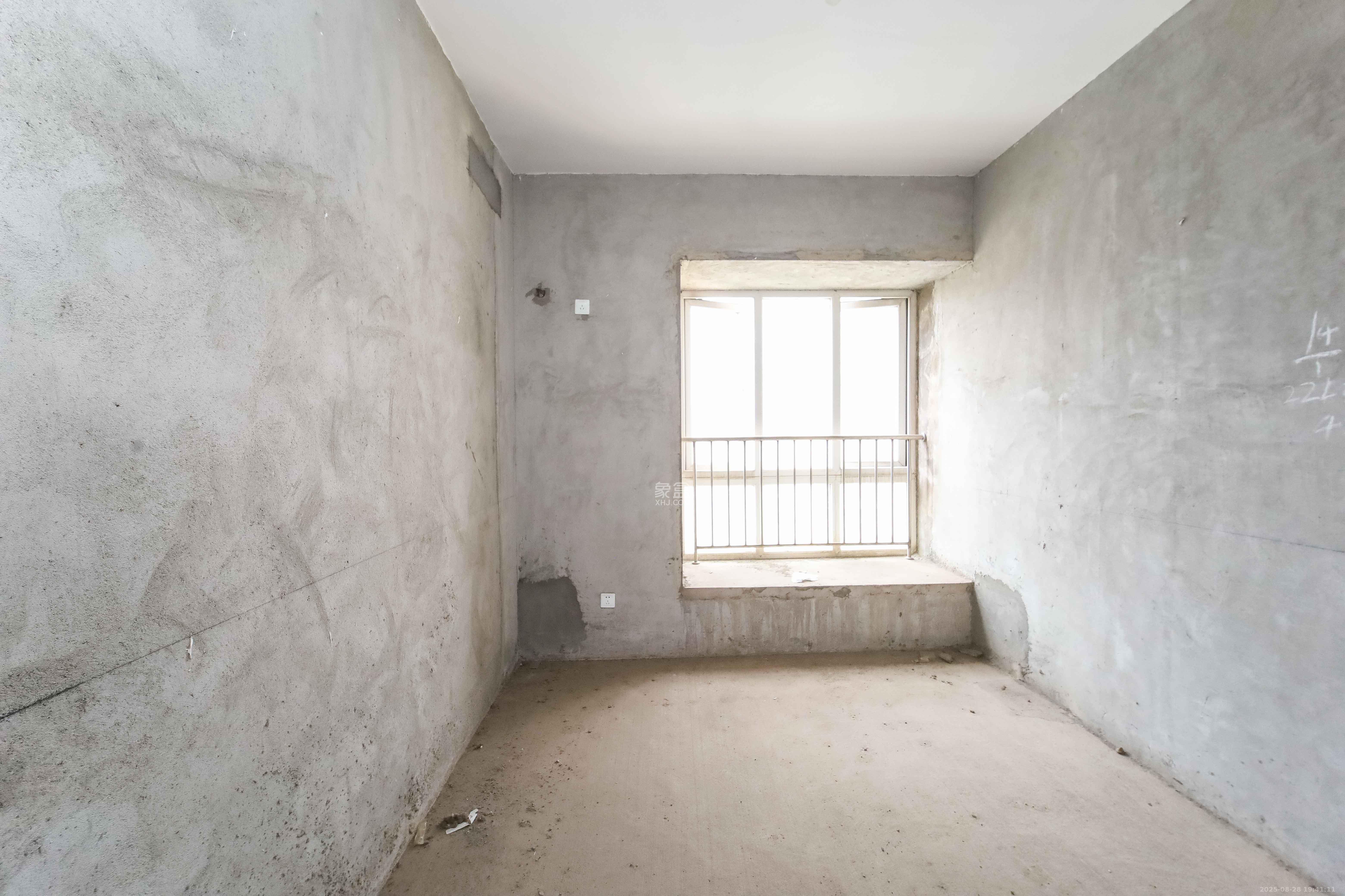 泊爱蓝湾  4室2厅2卫    125.0万 泊爱蓝湾  4室2厅2卫    125.0万卧室