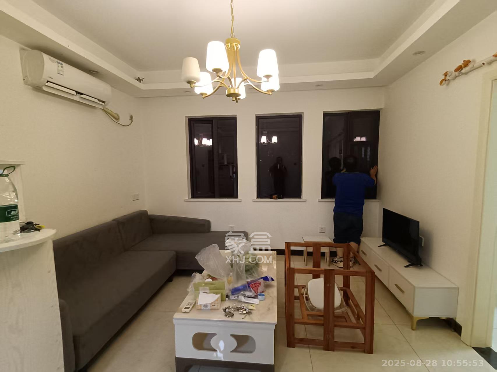 天鸿天府（天鸿中央大院）  2室1厅1卫    1900.0元/月室内图