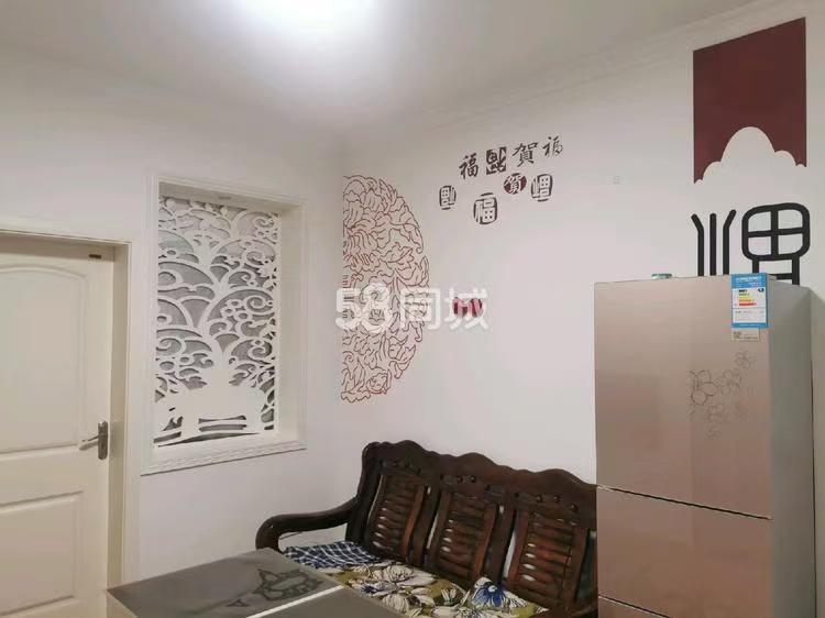 天嘉翰廷  2室1厅1卫   1500.00元/月室内图