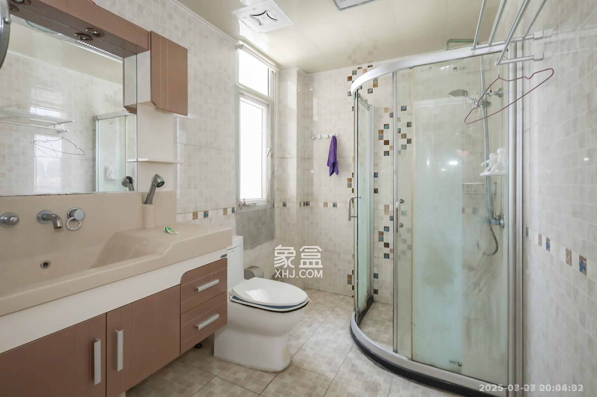 湘许嘉园  3室2厅1卫    2800.0元/月 湘许嘉园  3室2厅1卫    2800.0元/月室内图