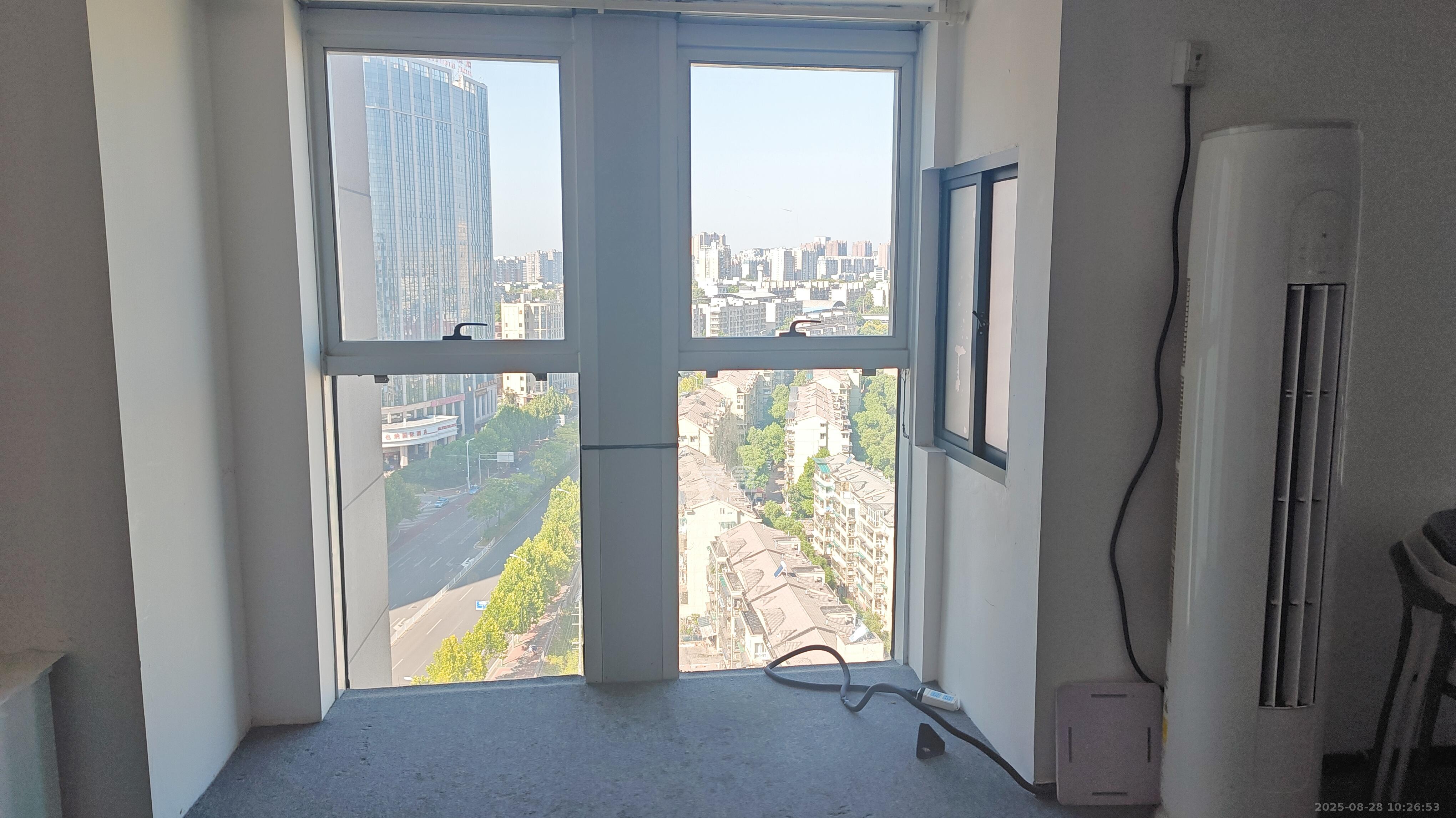 五峰国际 2室0厅1卫 2800.0元/月 五峰国际 2室0厅1卫 2800.0元/月室内图