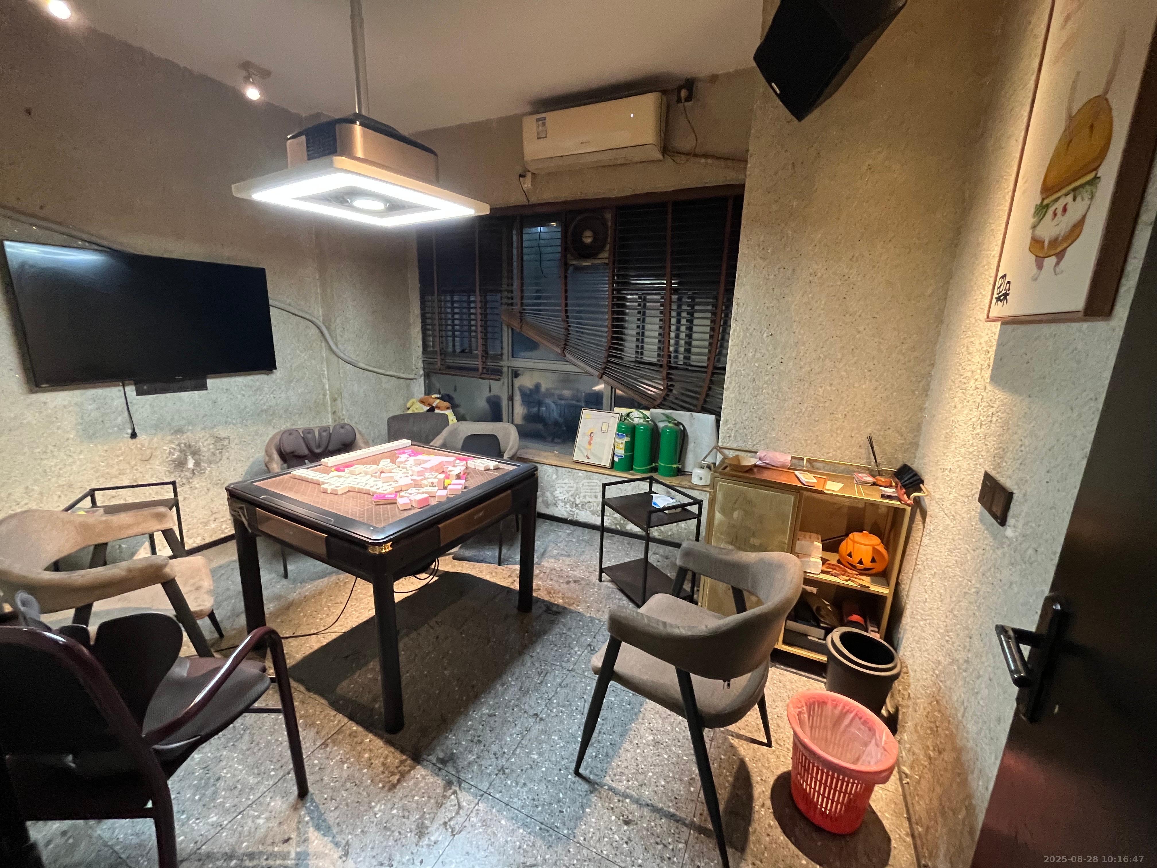 融科檀香山(融科紫檀、香山国际) 1室1厅1卫 7000.0元/月 融科檀香山(融科紫檀、香山国际) 1室1厅1卫 7000.0元/月室内图