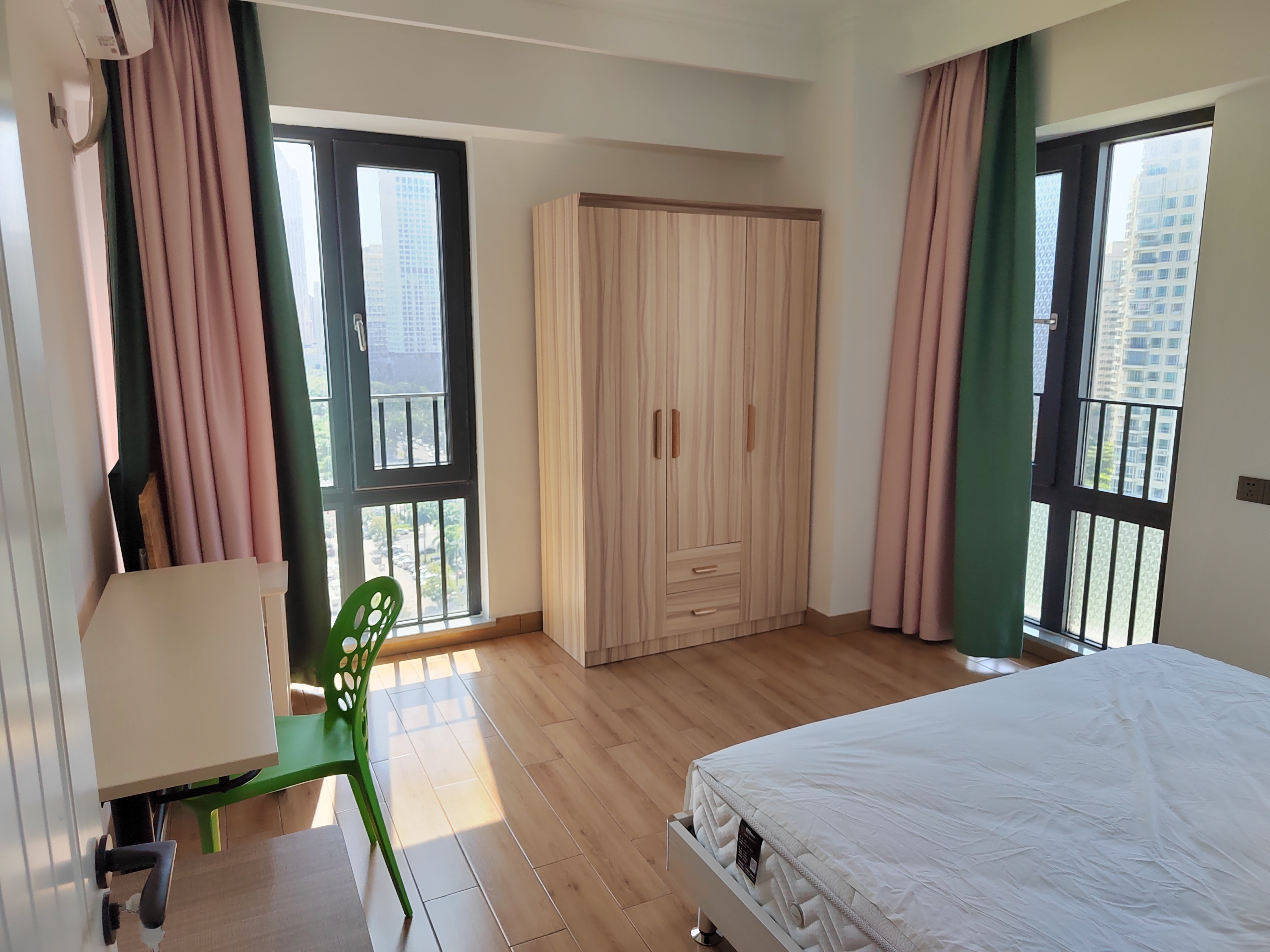 尚运上品 2室2厅1卫 3300.0元/月 尚运上品 2室2厅1卫 3300.0元/月室内图