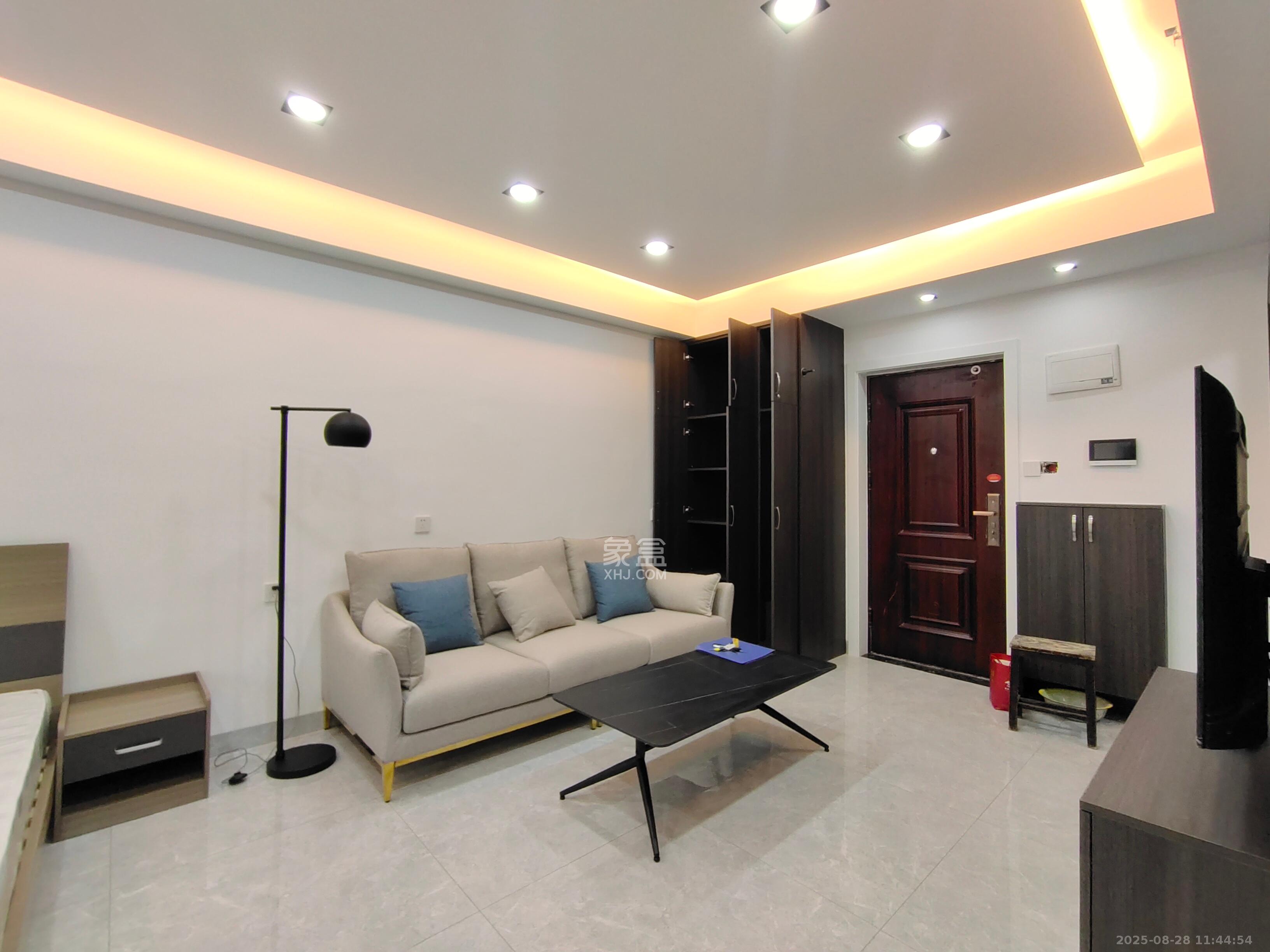 天健城  1室0厅1卫    2500.0元/月 天健城  1室0厅1卫    2500.0元/月室内图