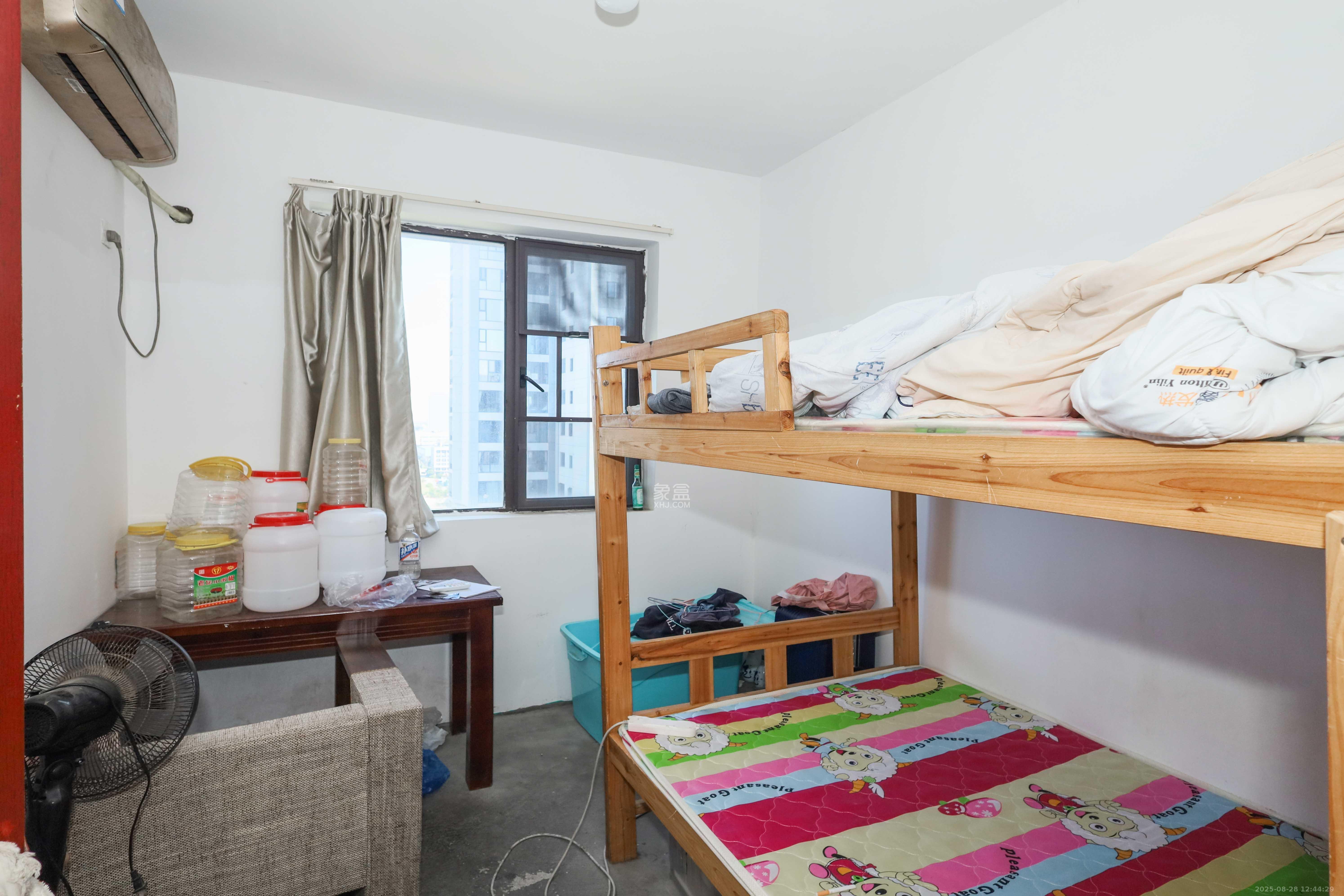 中冶中央公园  4室2厅2卫    151.0万 中冶中央公园  4室2厅2卫    151.0万卧室