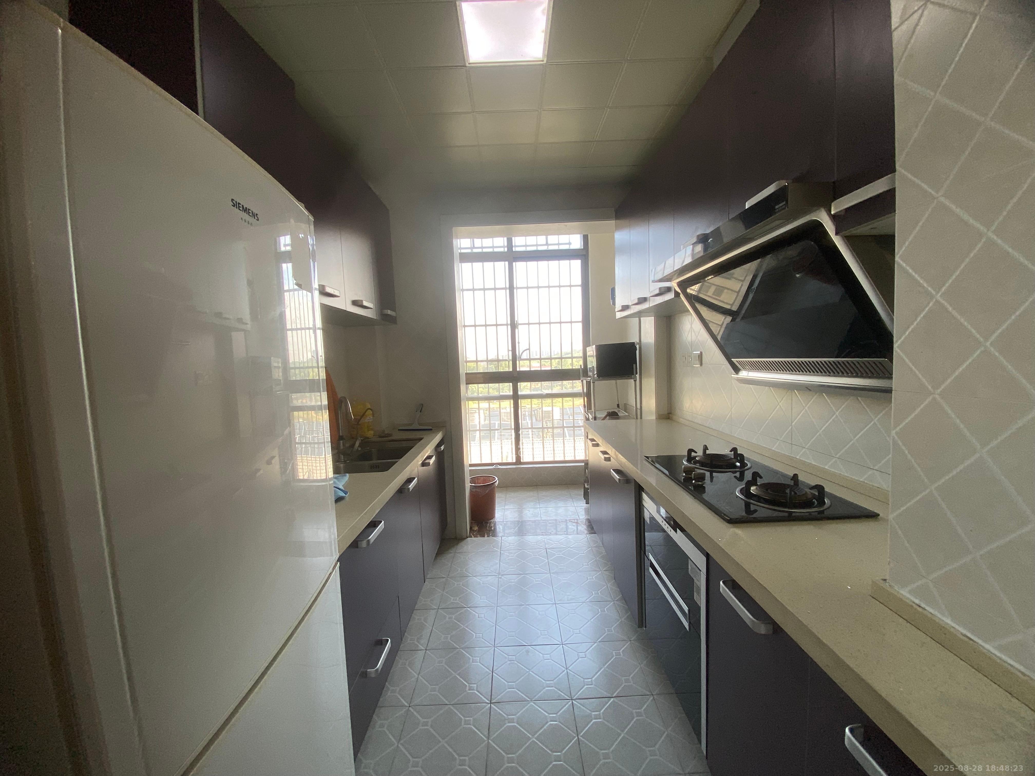 碧桂园威尼斯城  4室2厅2卫    2380.0元/月室内图