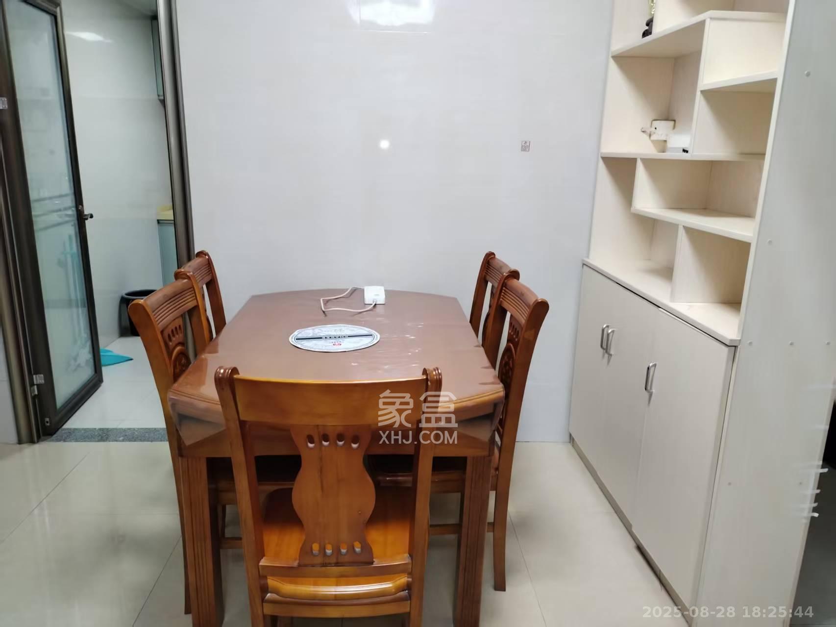 怡海星城  2室2厅1卫    1500.0元/月室内图