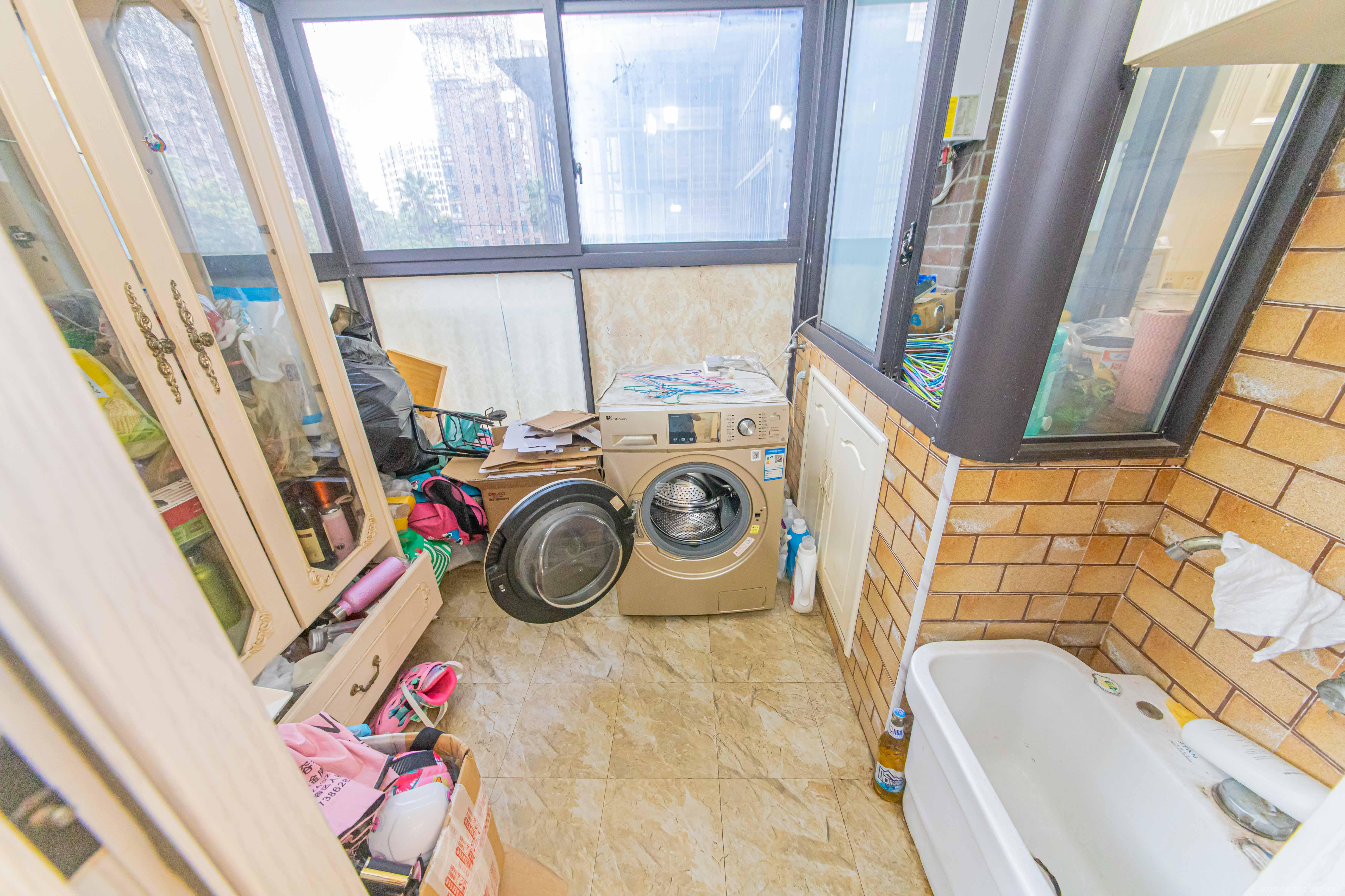 夏威夷碧水春城(碧桂园城市花园)  4室2厅2卫    135.0万 夏威夷碧水春城(碧桂园城市花园)  4室2厅2卫    135.0万其他