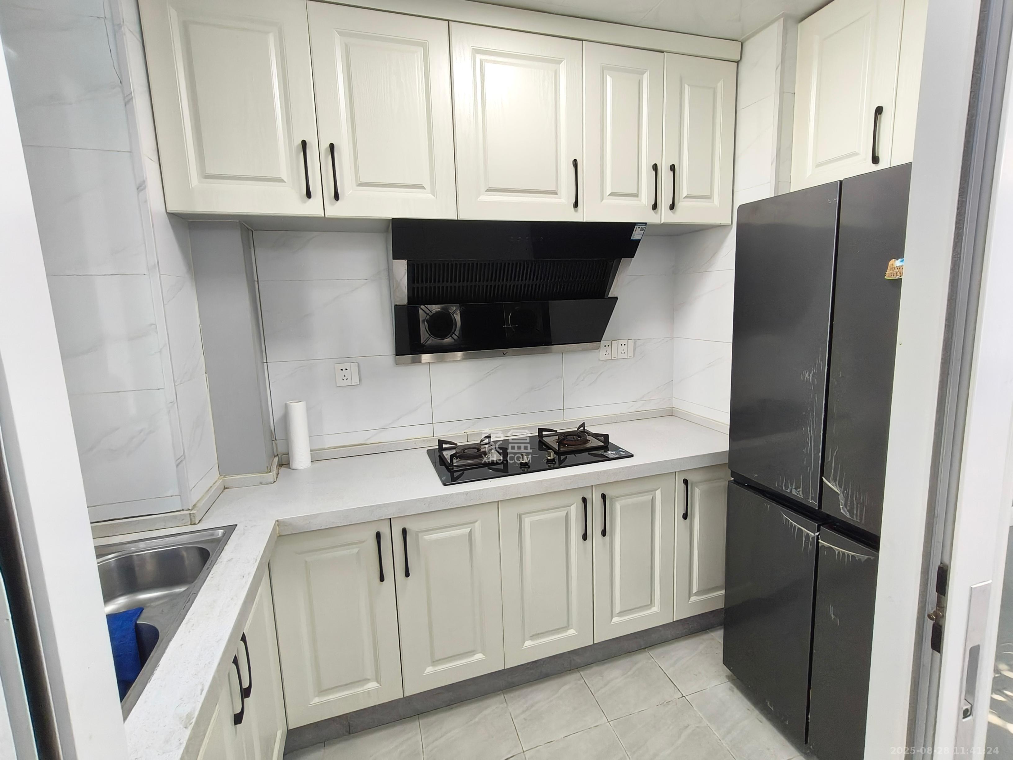 明昇壹城（明昇时代广场）二期  4室2厅2卫    4300.0元/月室内图