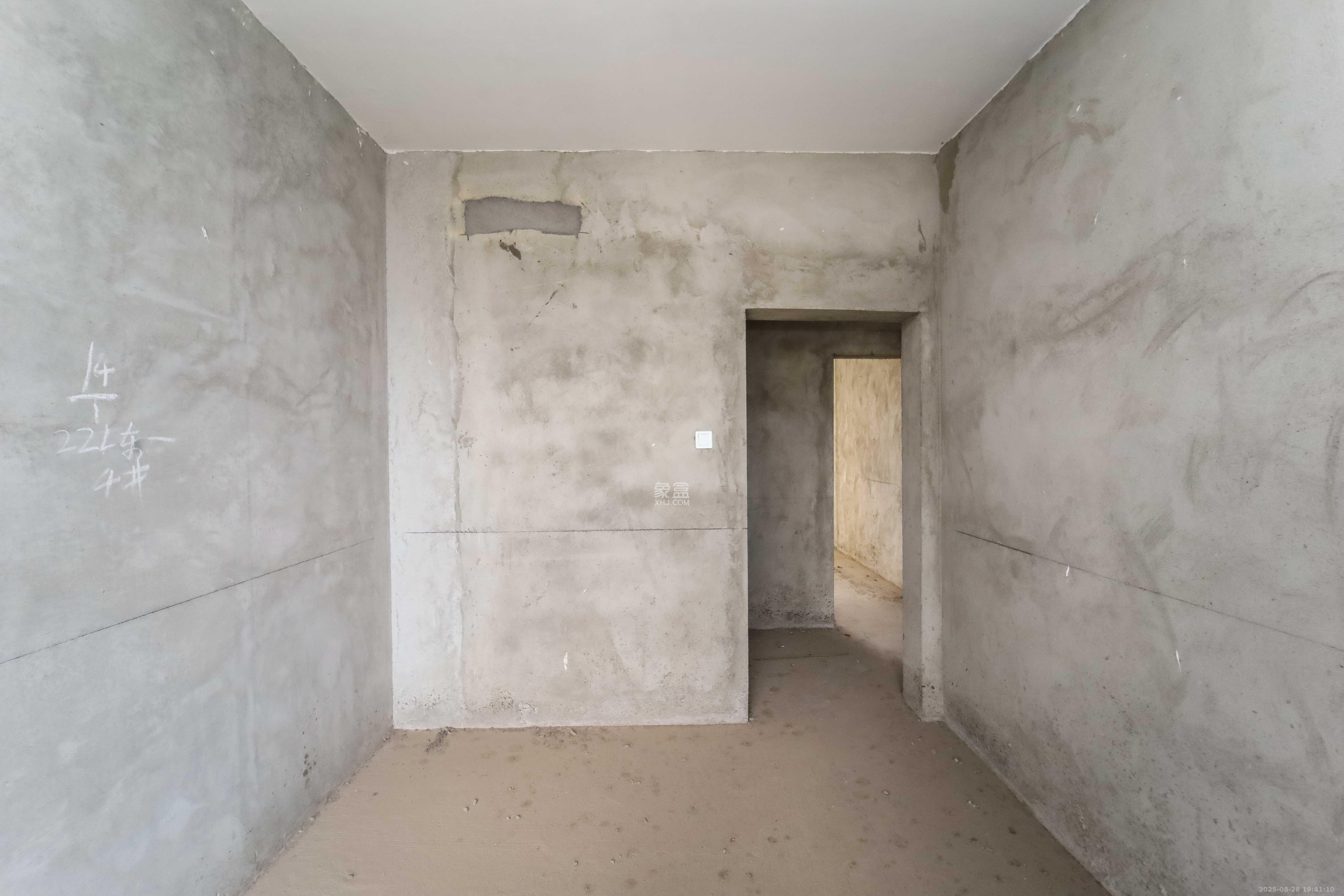 泊爱蓝湾  4室2厅2卫    125.0万 泊爱蓝湾  4室2厅2卫    125.0万卧室