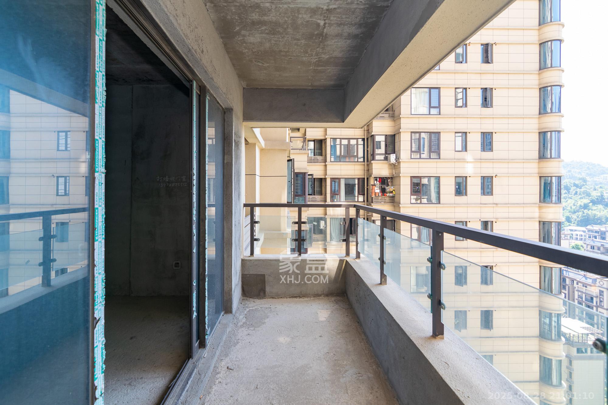 润和山水郡 4室2厅2卫 78.2万 润和山水郡 4室2厅2卫 78.2万阳台