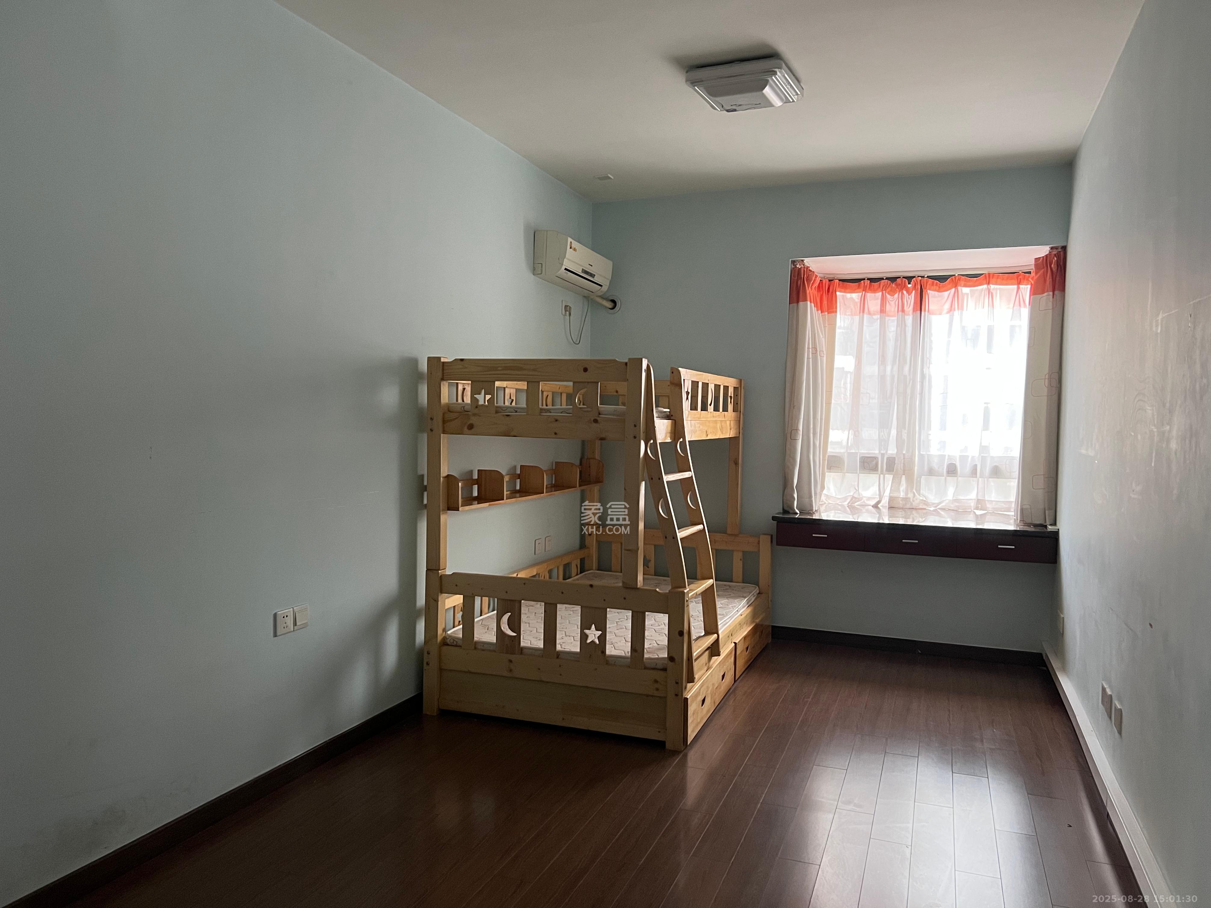 天城泰祥苑  3室2厅2卫    3000.0元/月 天城泰祥苑  3室2厅2卫    3000.0元/月室内图