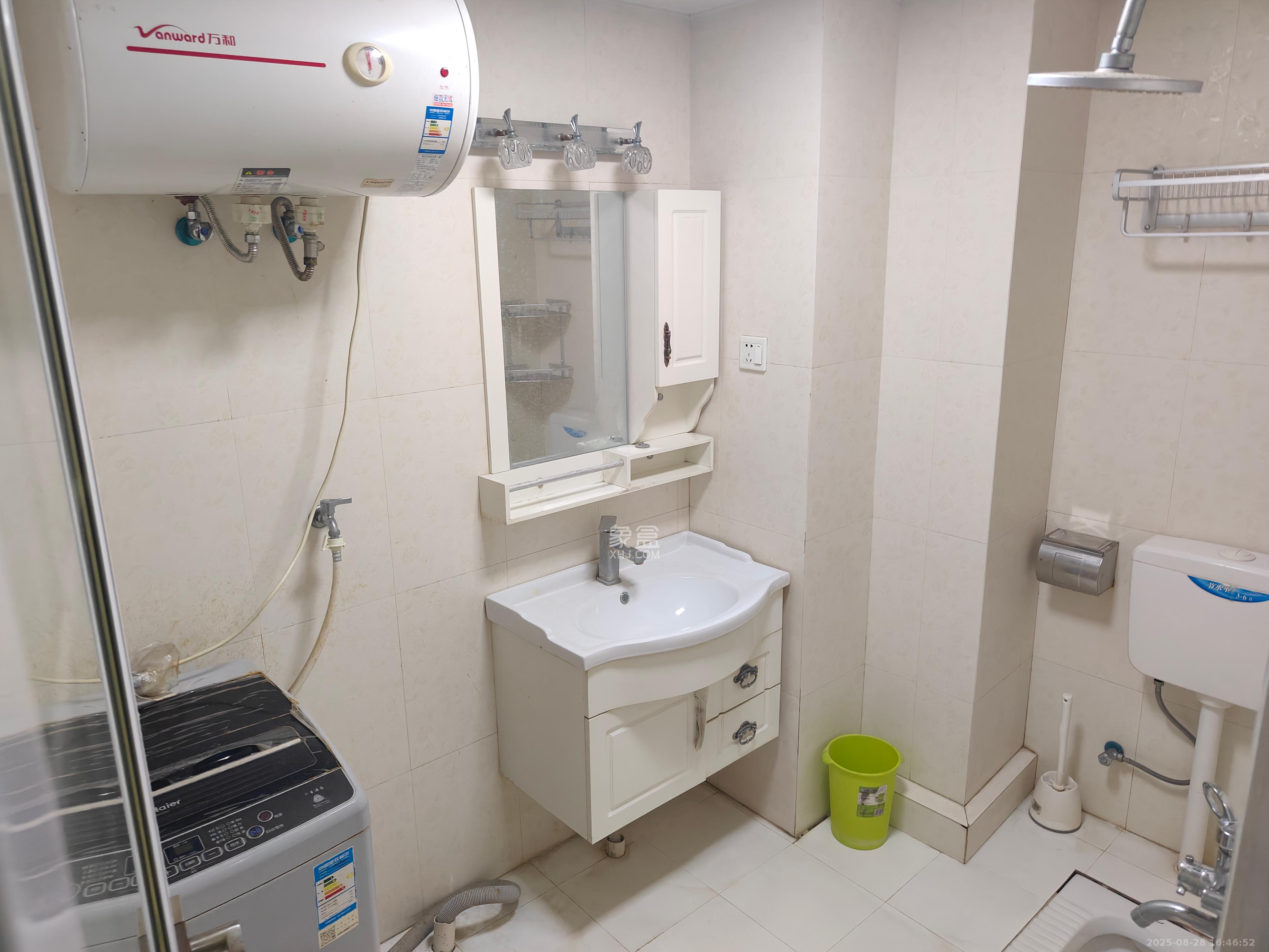 东宸19公馆  1室1厅1卫    2000.0元/月 东宸19公馆  1室1厅1卫    2000.0元/月室内图